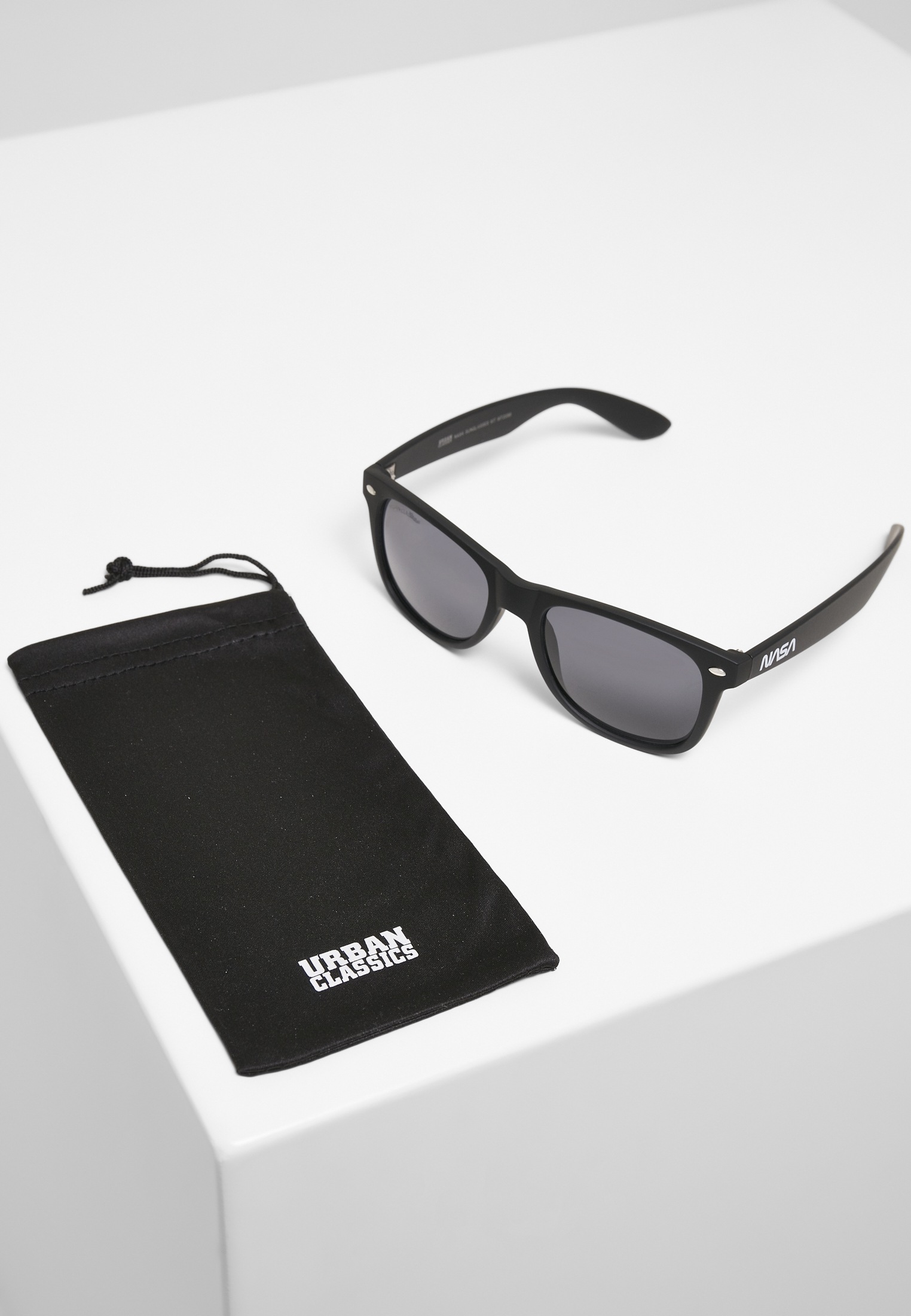MisterTee Schmuckset »Accessoires NASA Sunglasses MT«, (1 tlg.) kaufen