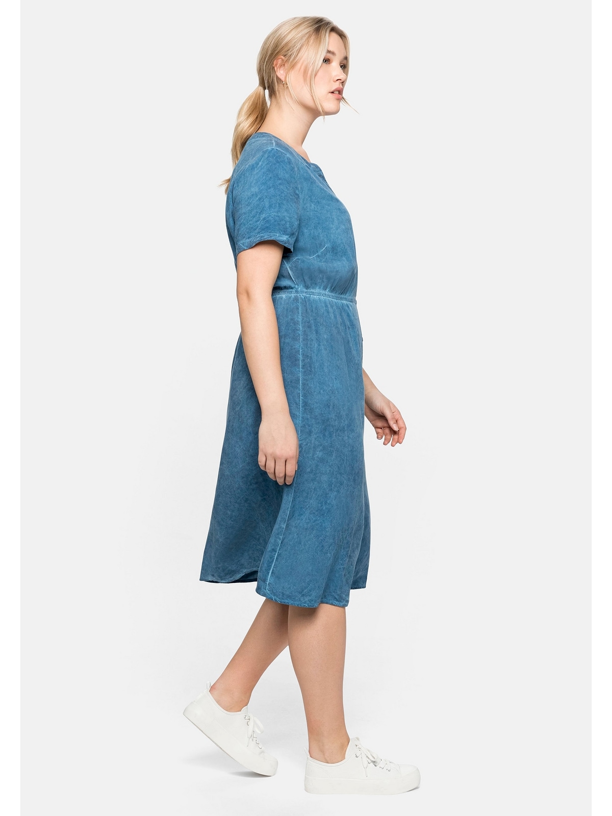 Sheego Blusenkleid »Große Größen«, aus Viskose, in Oil-dyed-Waschung kaufen | Blusenkleider
