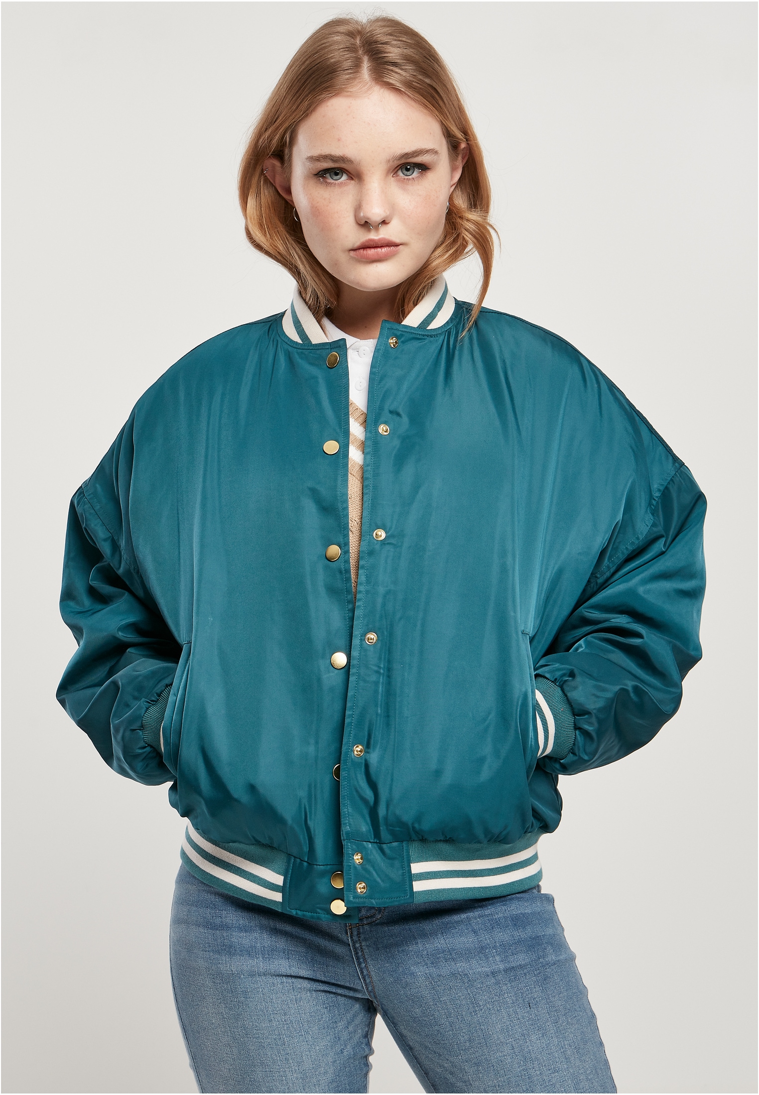 URBAN CLASSICS Sommerjacke »Damen Ladies Oversized Recycled College Jacket«,  (1 St.), ohne Kapuze bestellen