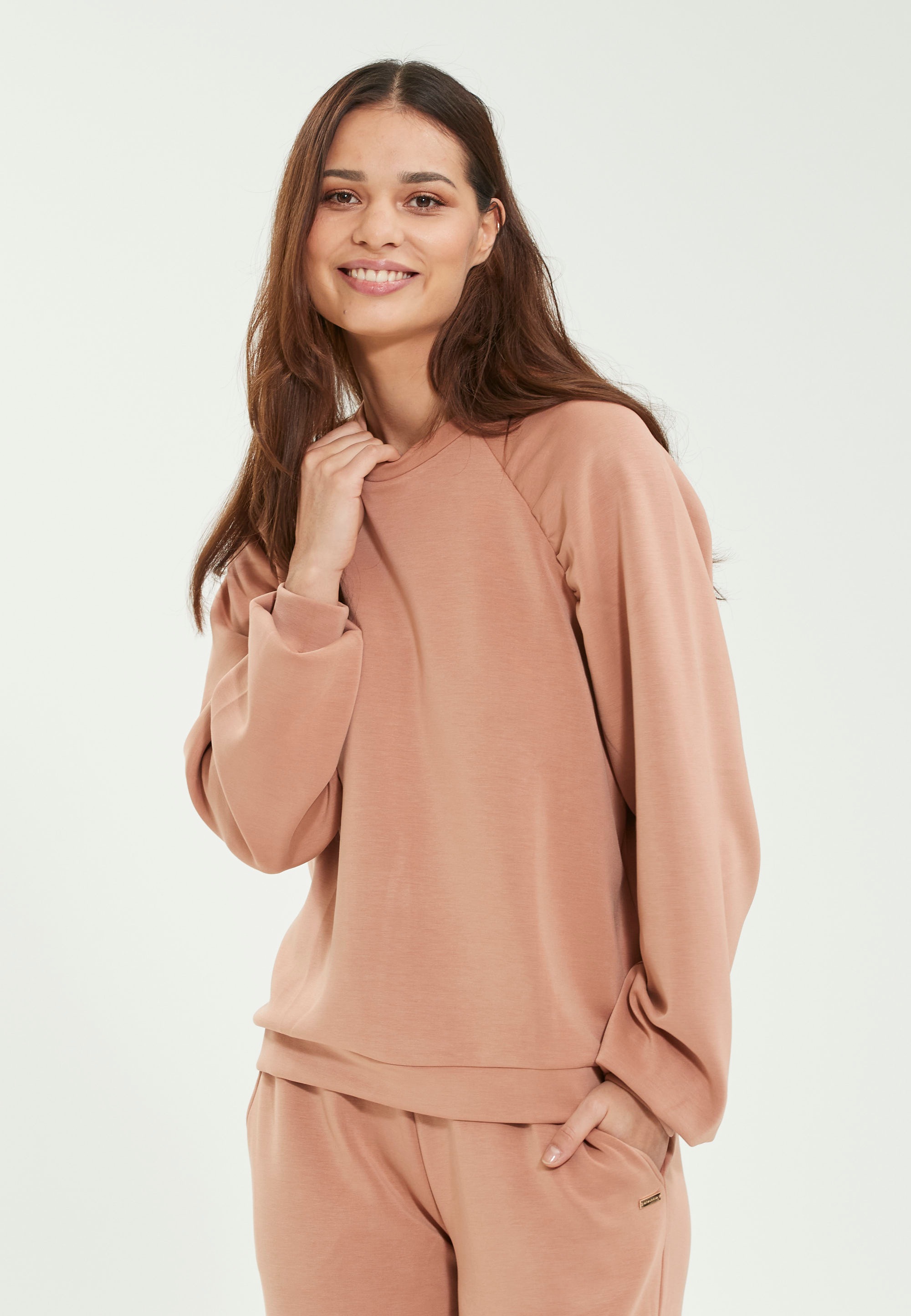 ATHLECIA Sweatshirt »Jillnana«, in schlichtem Design shoppen