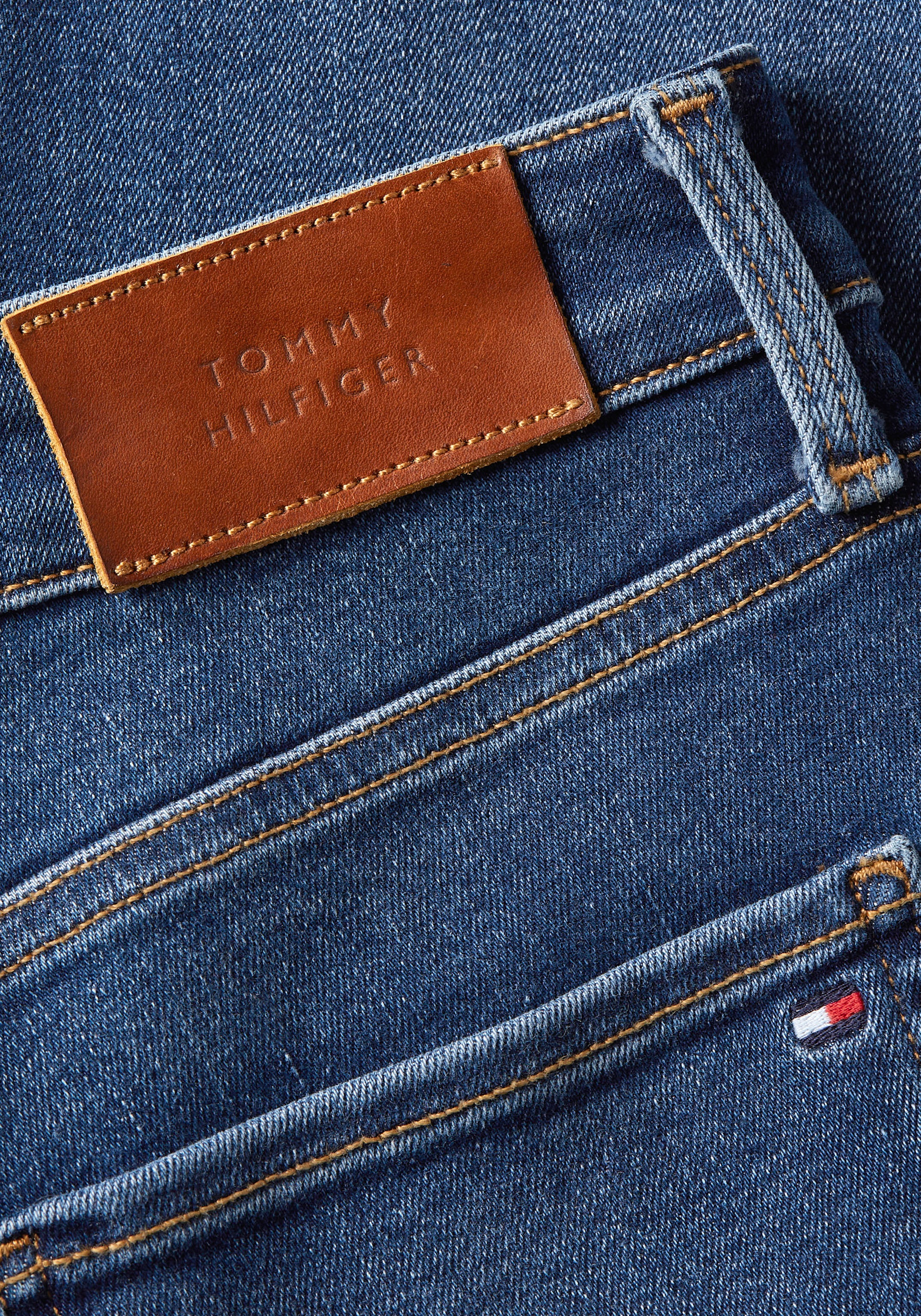 Tommy Hilfiger Skinny-fit-Jeans mit Tommy »TH U Hilfiger HW«, shoppen walking HARLEM Logo-Badge | SKINNY I\'m FLEX