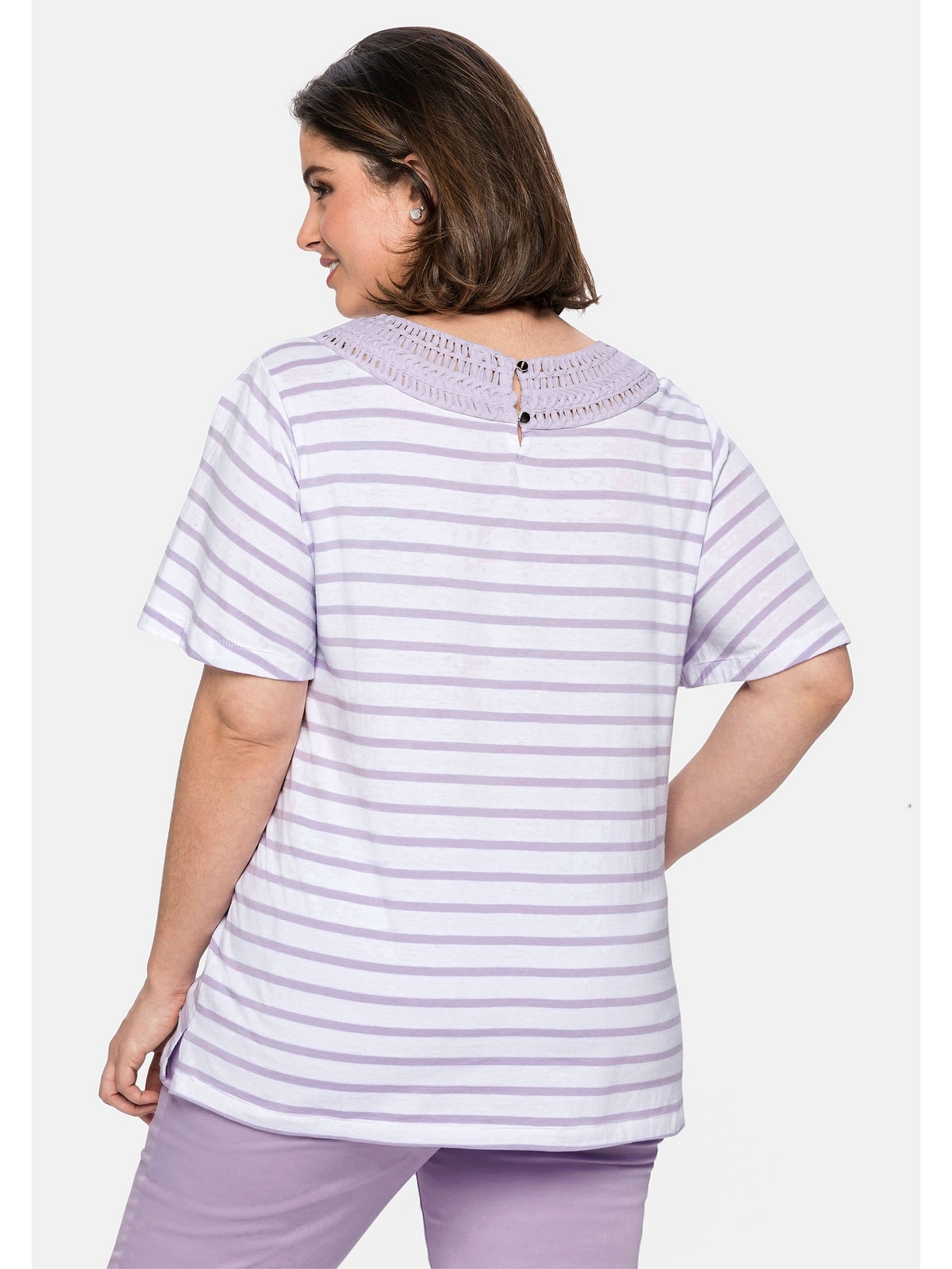 Sheego T-Shirt »Große Größen«, shoppen breiter walking I\'m | am Spitze mit Rundhalsausschnitt