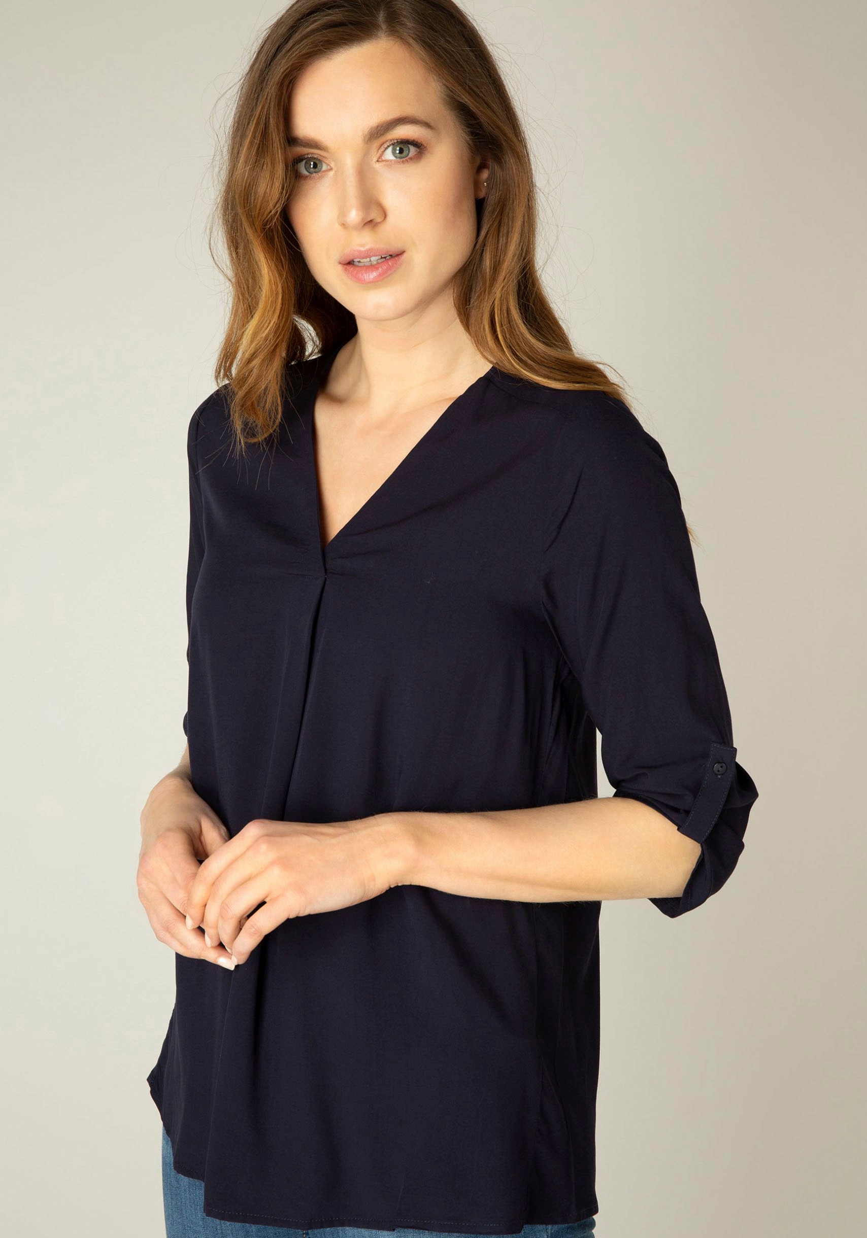 Base Level Shirtbluse, mit V-Ausschnitt kaufen