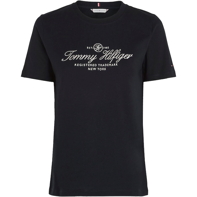 Tommy Hilfiger T-Shirt »REG HILFIGER SCRIPT C-NK SS«, mit dezentem  Markenlabel auf dem Ärmelabschluss shoppen