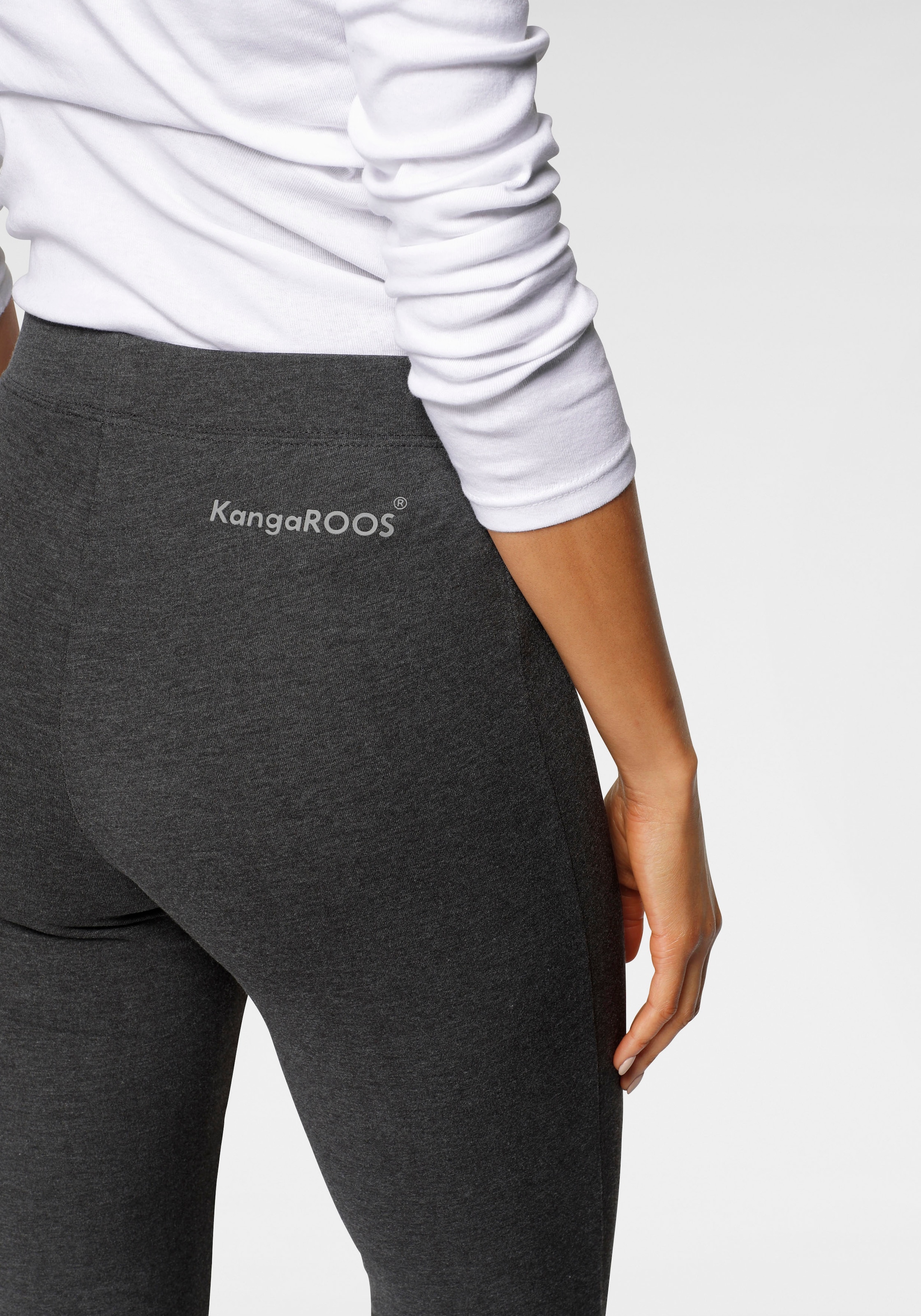 KangaROOS Jazzpants, (1 eine mit sitzt hohem zweite kaufen Haut Stretch-Anteil wie tlg.)