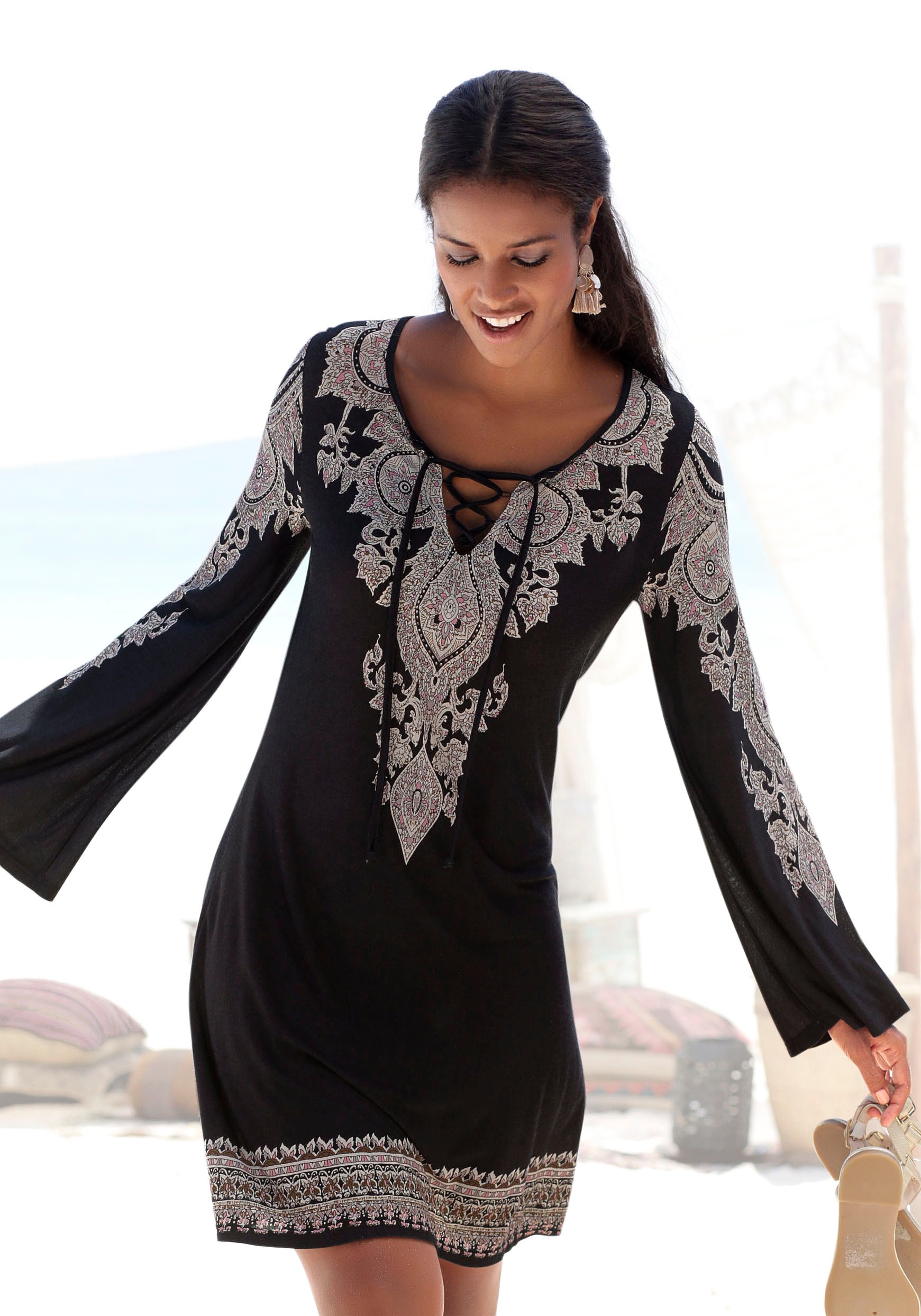 Jerseykleid, mit LASCANA Bordürendruck online