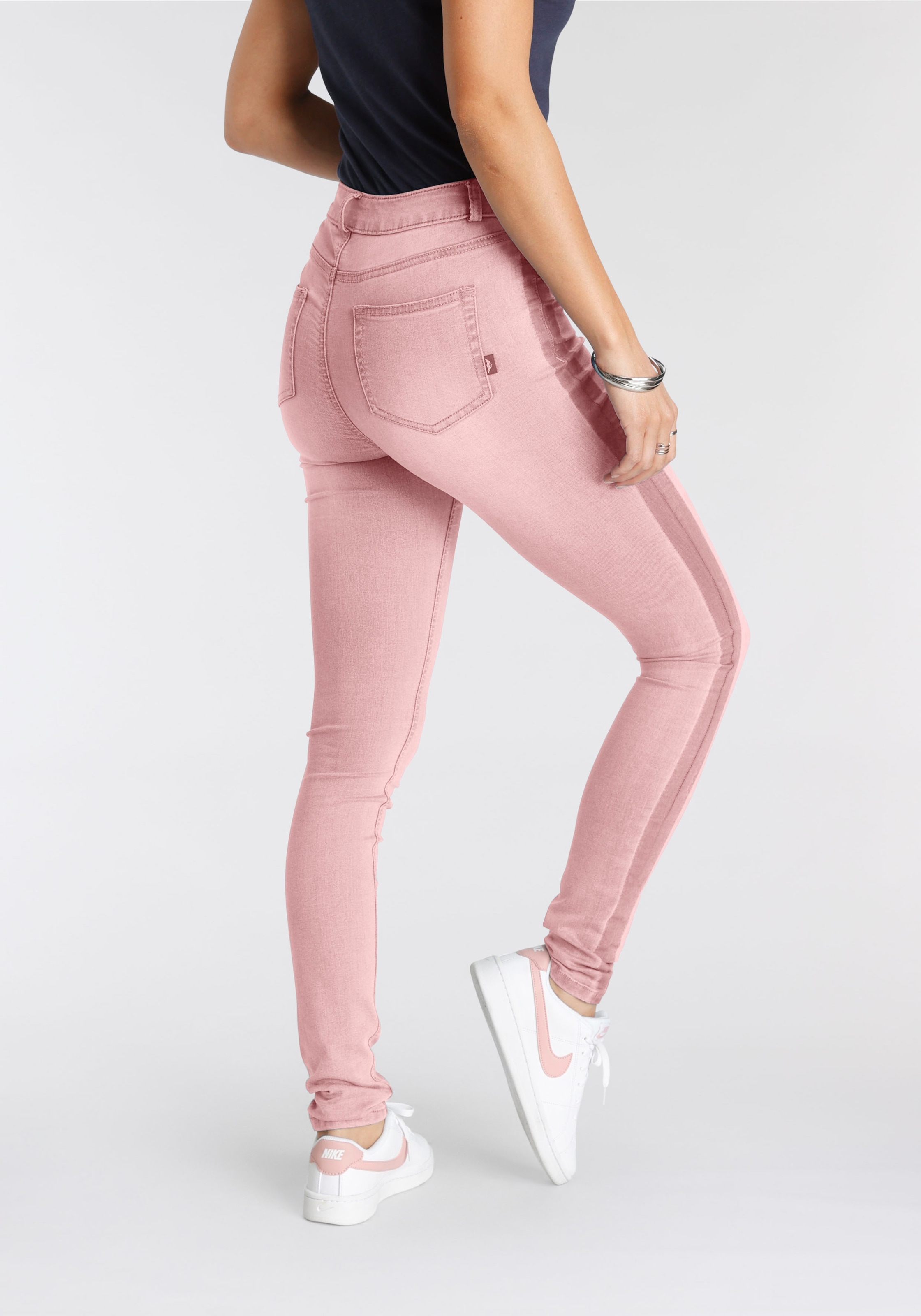 Arizona Skinny-fit-Jeans »Ultra Stretch«, High Streifen seitlichem bestellen Waist walking I\'m mit 