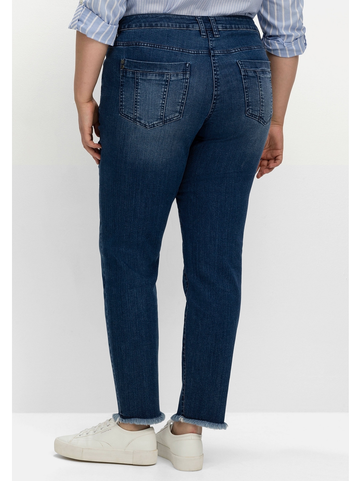 »Große Stretch-Jeans mit Größen«, Sheego Patch-Optik und online Fransensaum