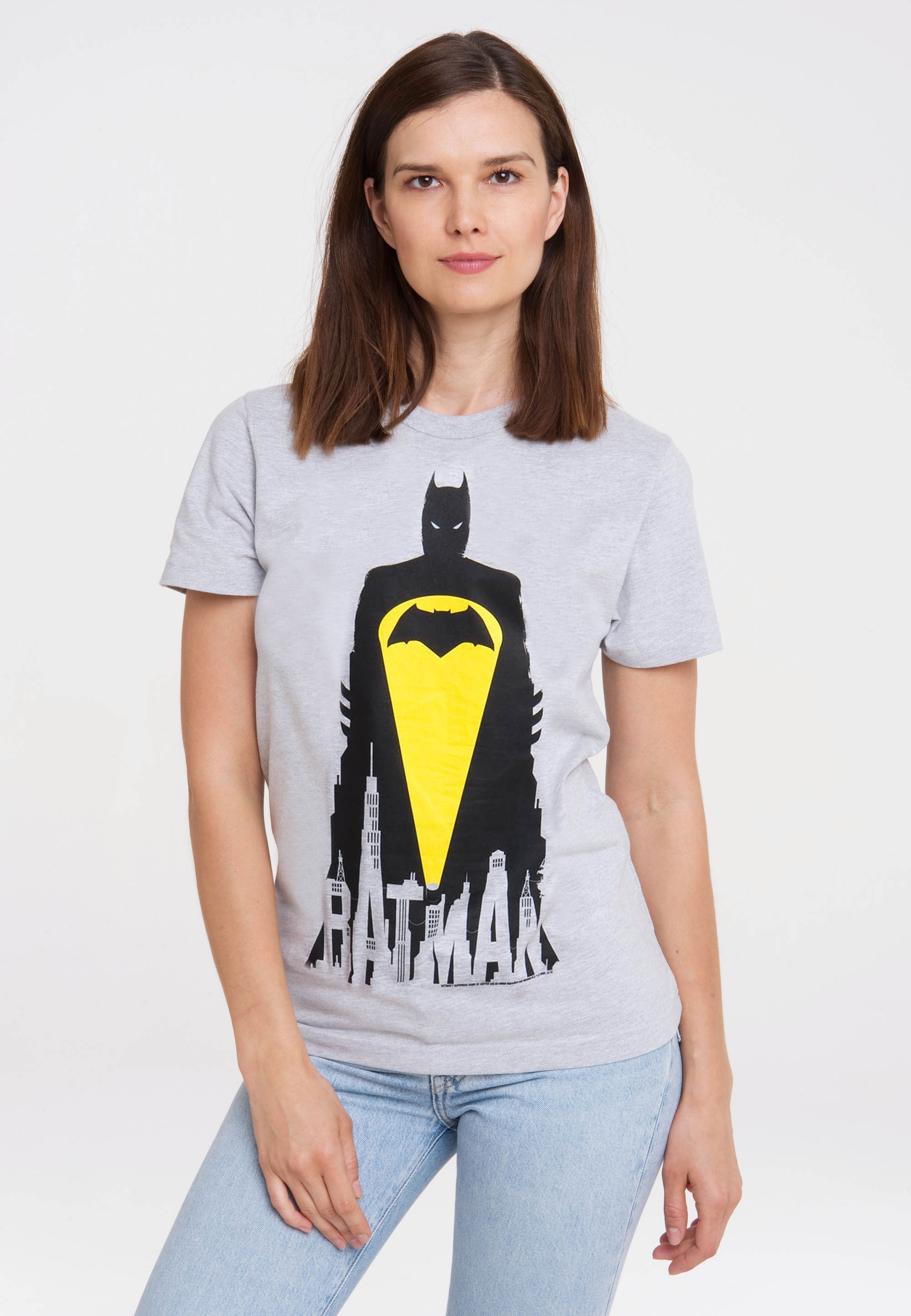 LOGOSHIRT T-Shirt »Batman mit - kaufen Skyline«, Superhelden-Print