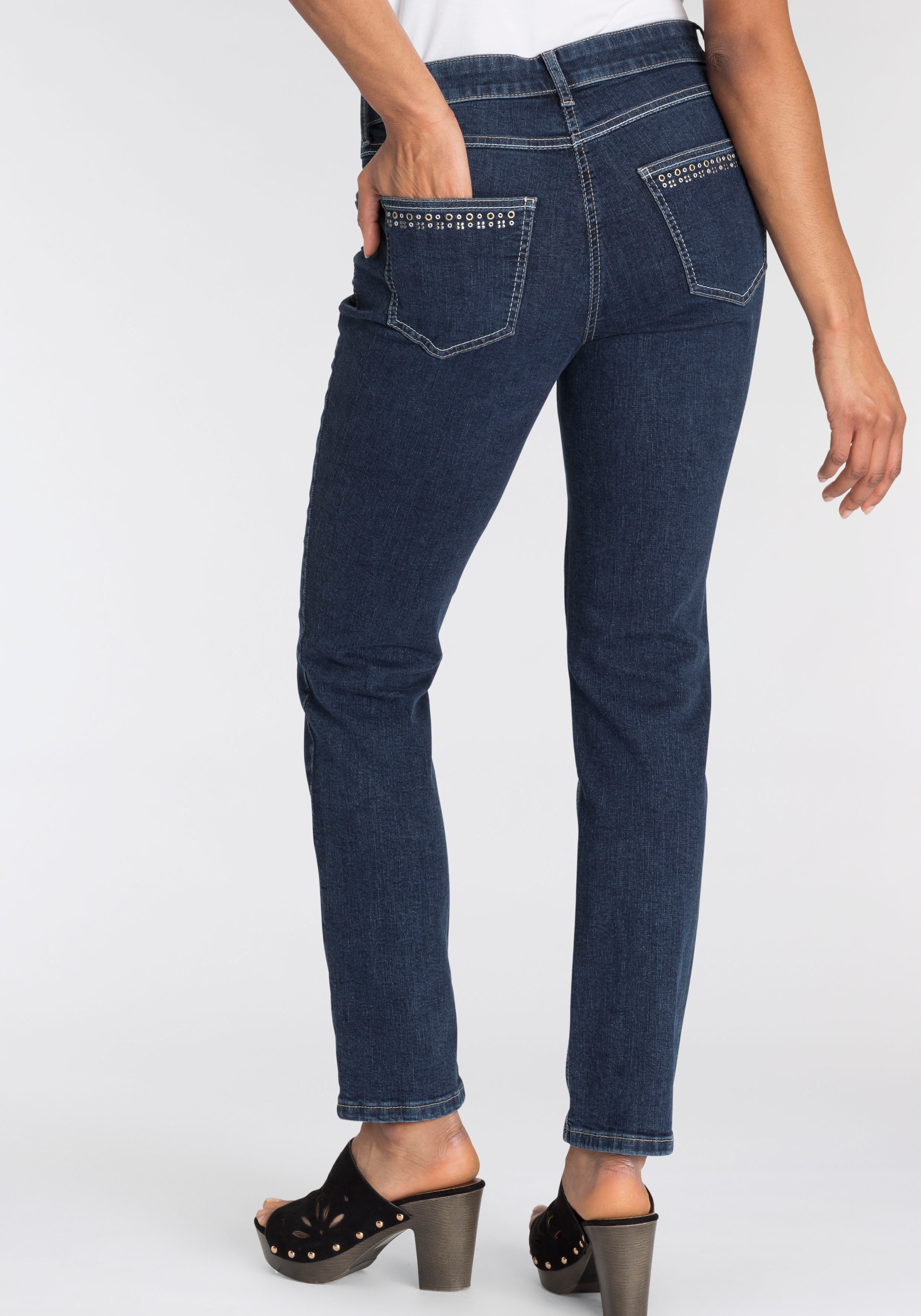 MAC Gerade Jeans hinteren den | an Nietenbesatz walking I\'m »Melanie-Rock«, Taschen shoppen