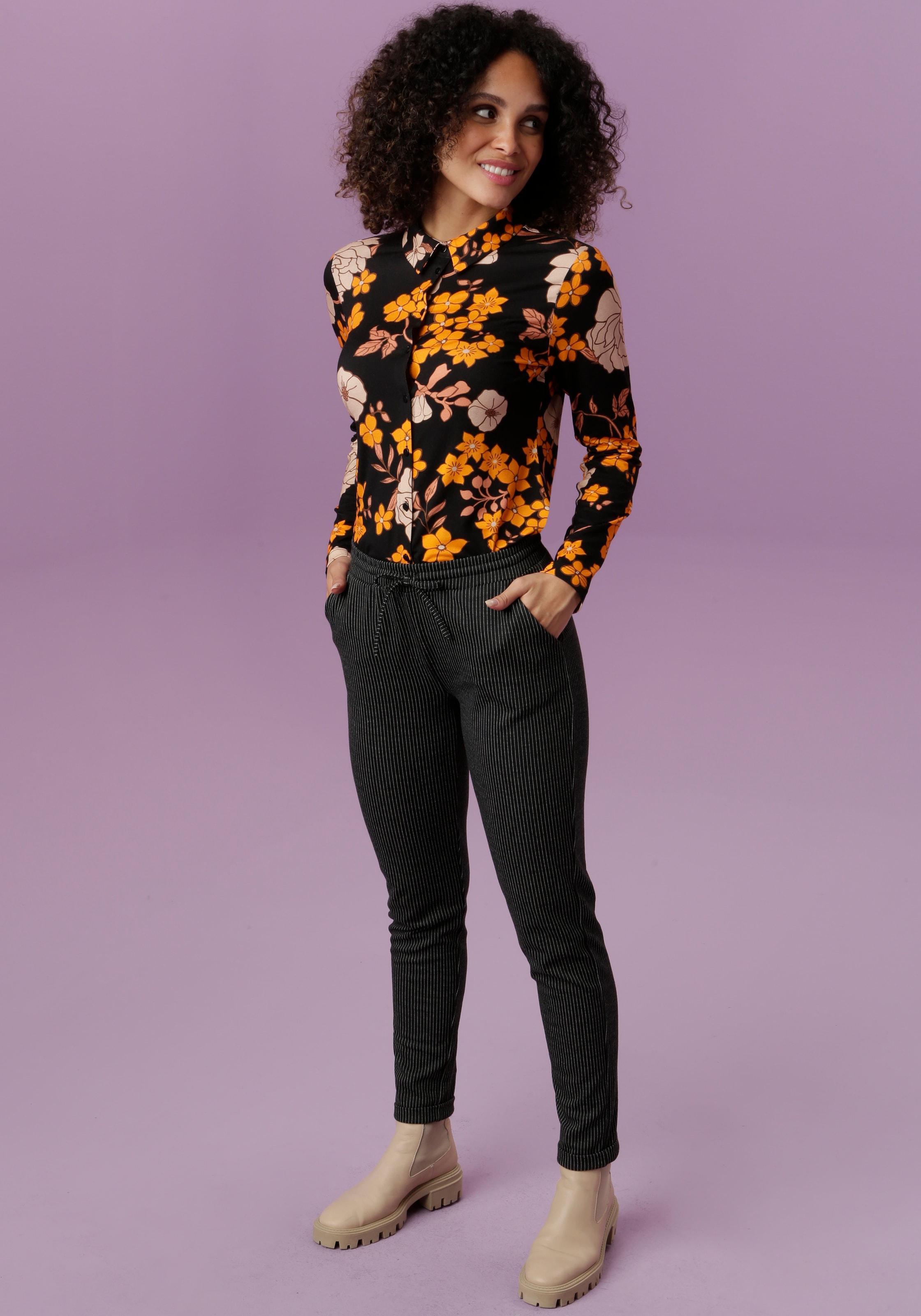 Aniston SELECTED Hemdbluse, mit farharmonischem Blumendruck bestellen