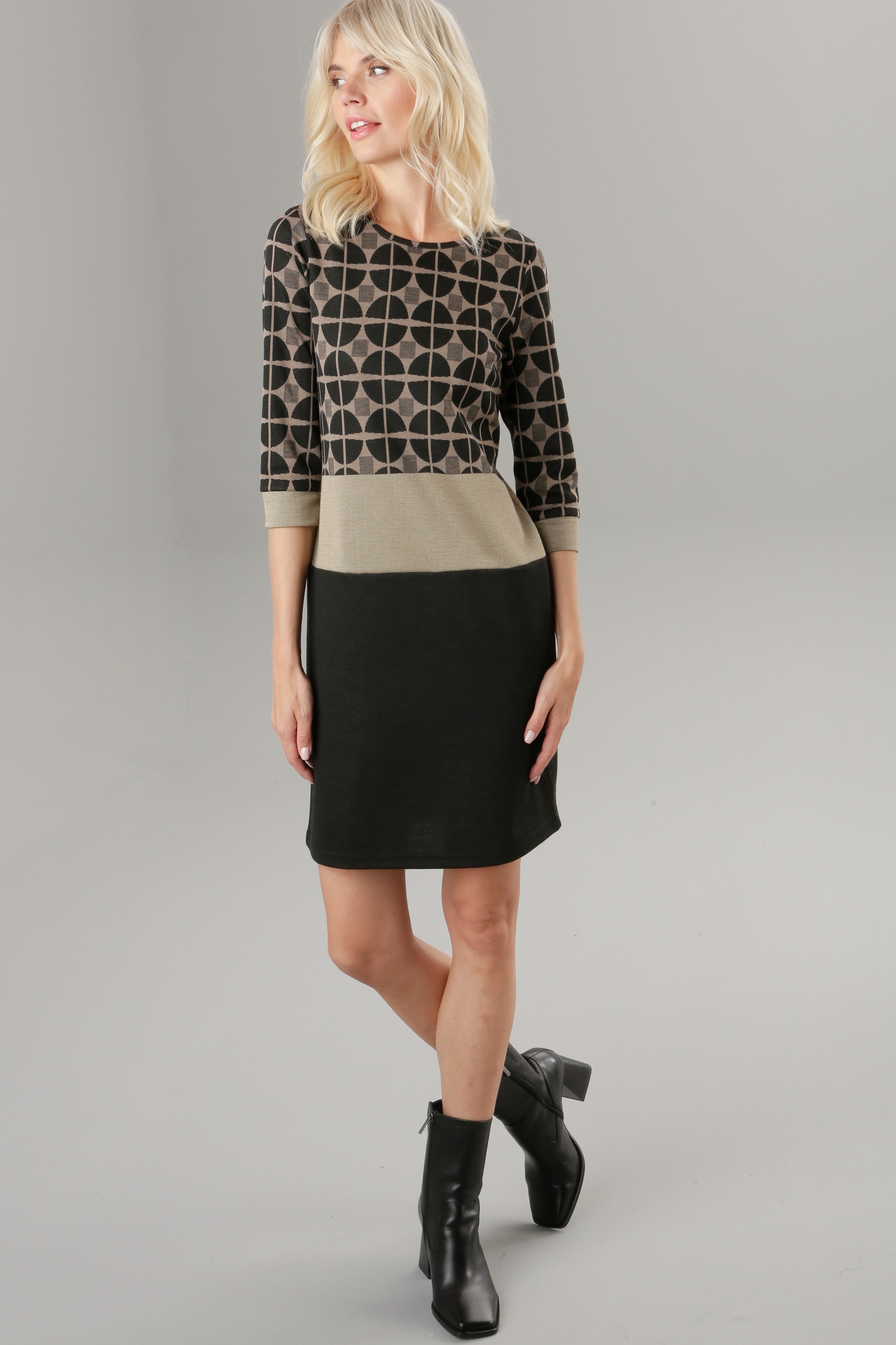 Aniston SELECTED Jerseykleid, mit | online I\'m glänzenden Parts leicht walking