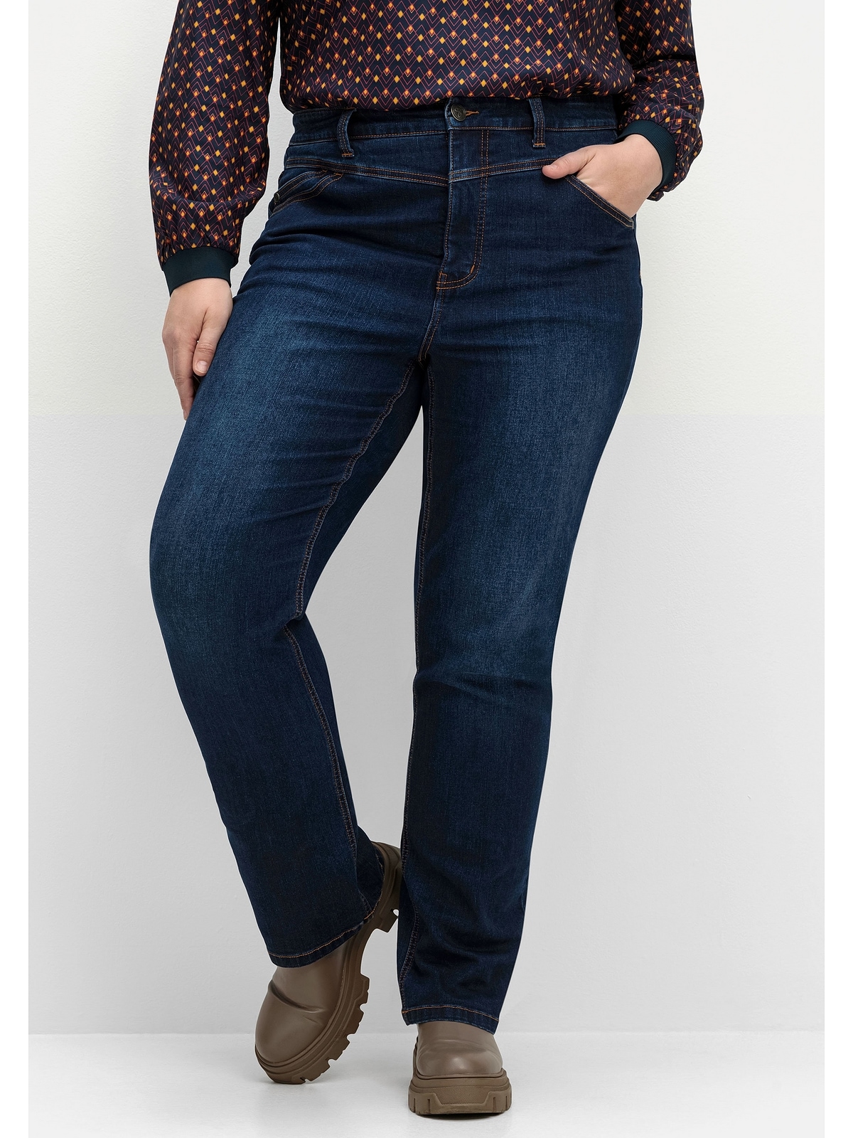 Sheego Stretch-Jeans »Große Größen«, mit Bodyforming-Effekt kaufen | I\'m  walking