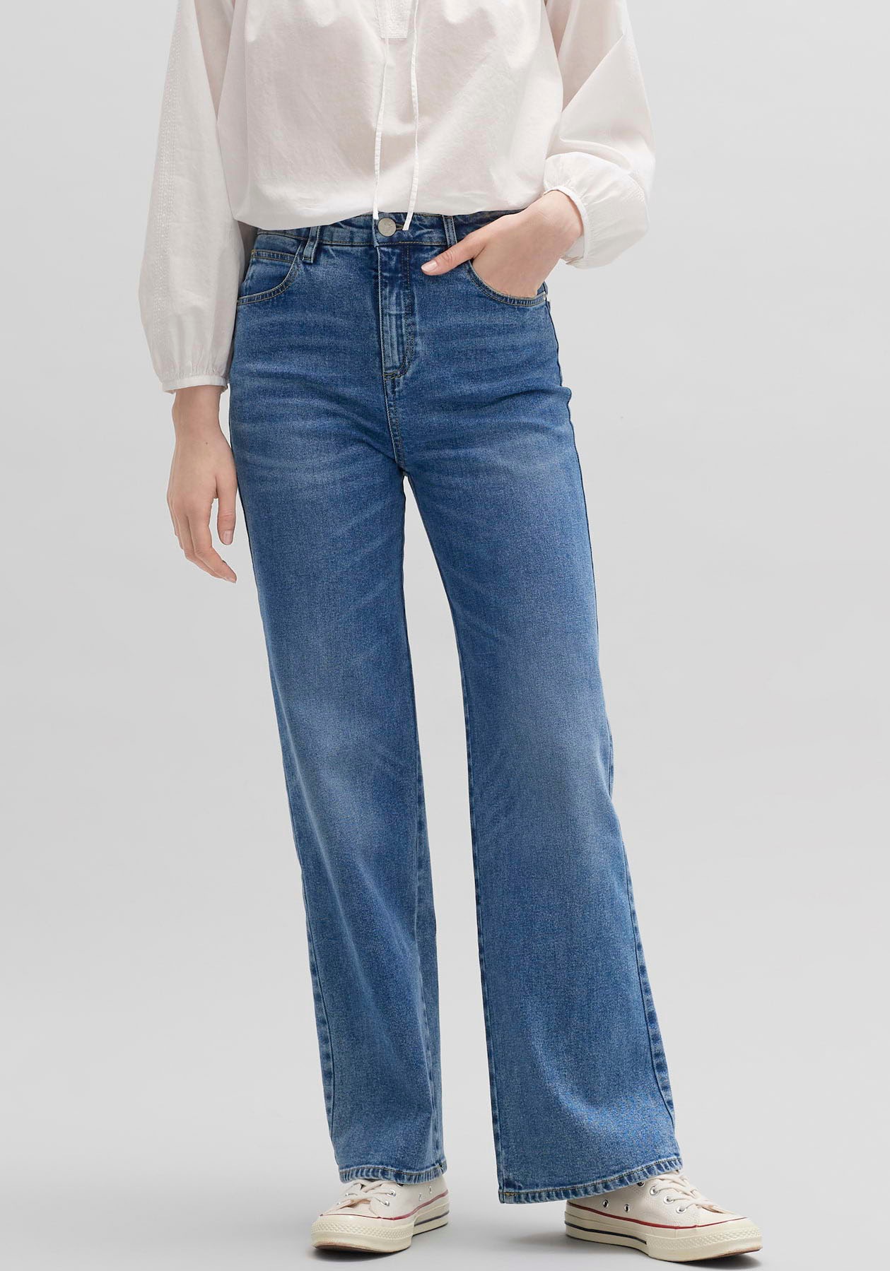 OPUS Weite Jeans »Mivy«, mit Abrieb-Effekt am Knie kaufen