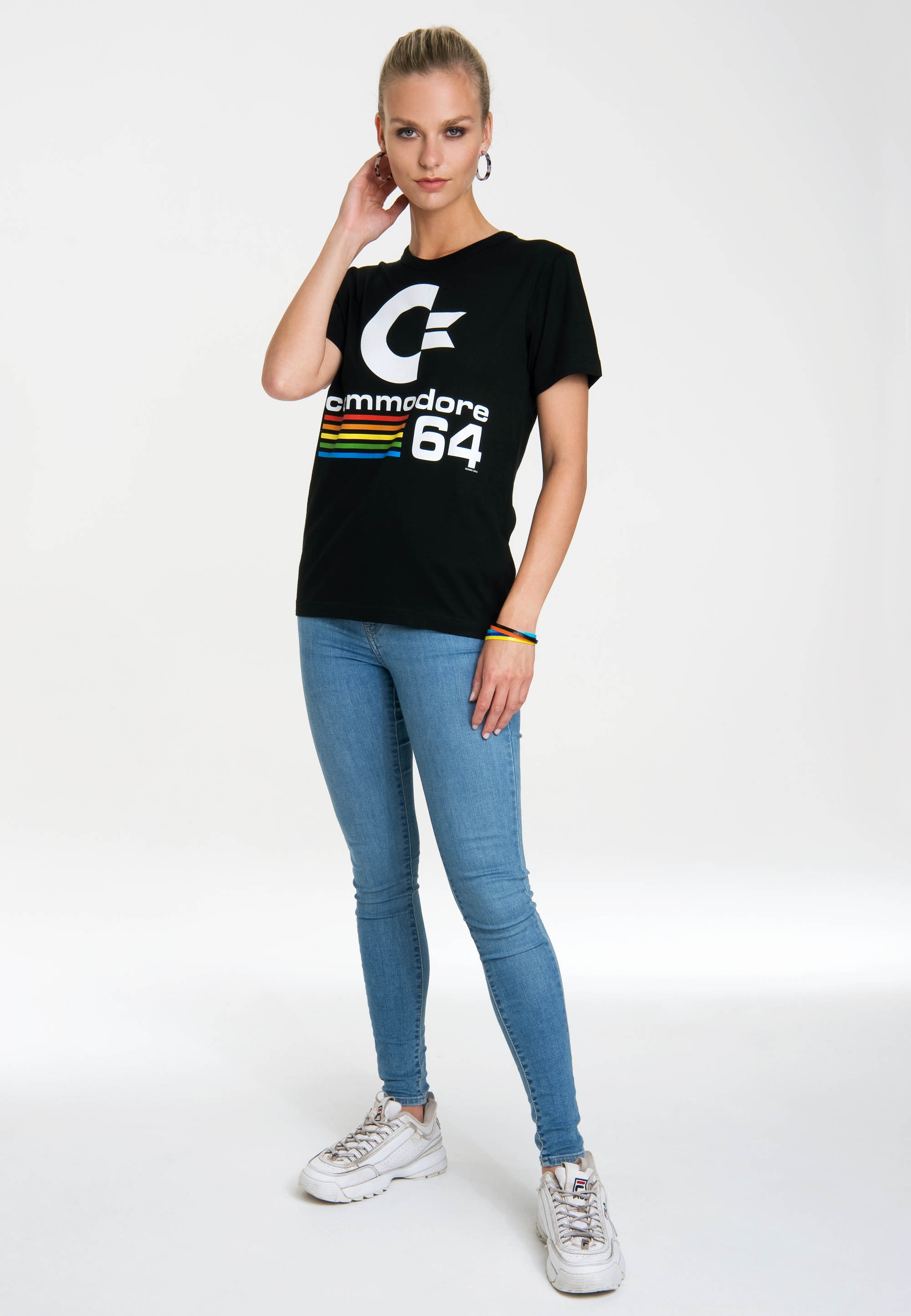 LOGOSHIRT T-Shirt »Commodore walking Originaldesign | mit C64«, I\'m shoppen lizenziertem