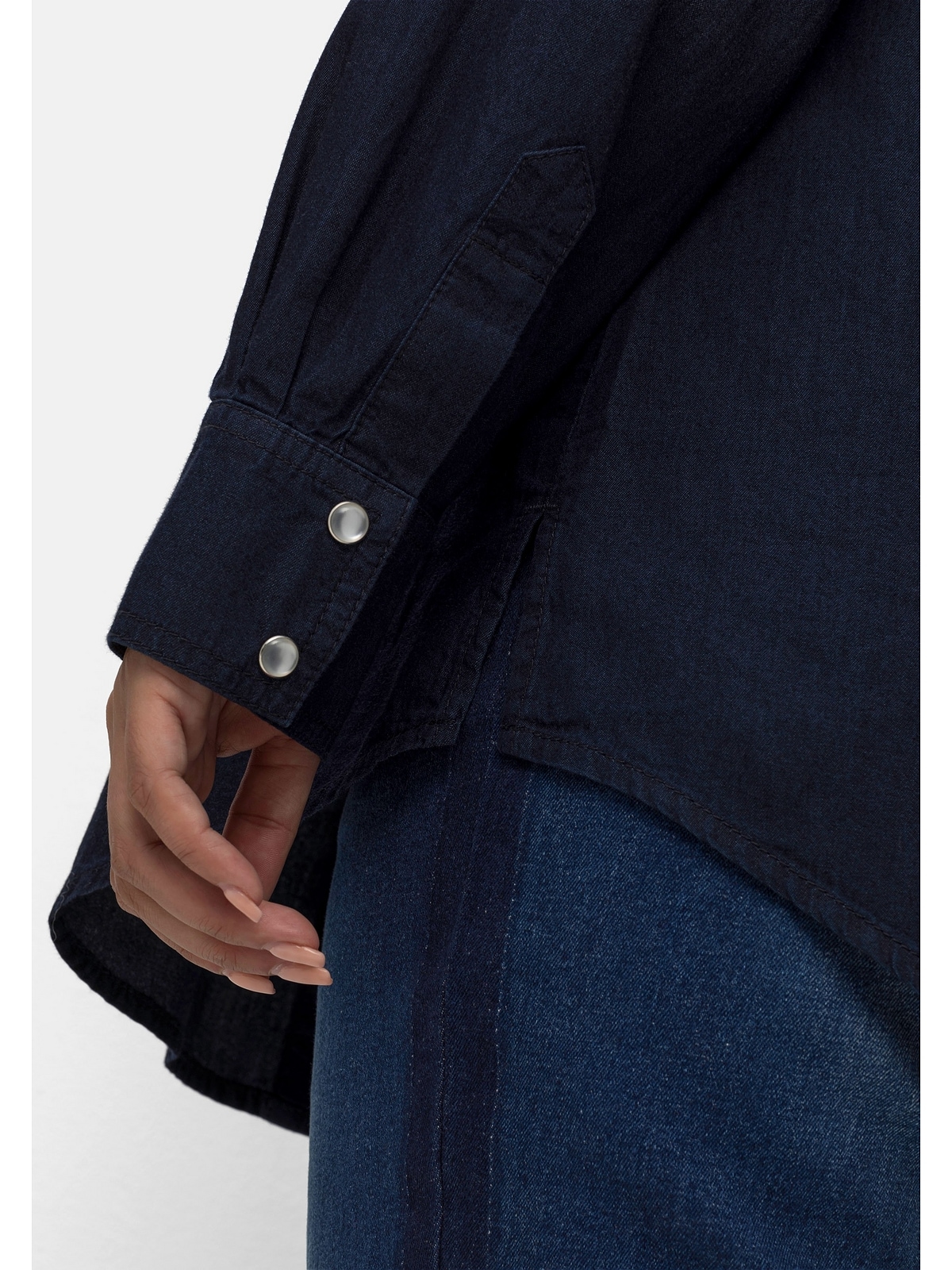 Sheego Jeansbluse »Große Größen«, mit Knopfleiste und Brusttaschen kaufen |  I'm walking