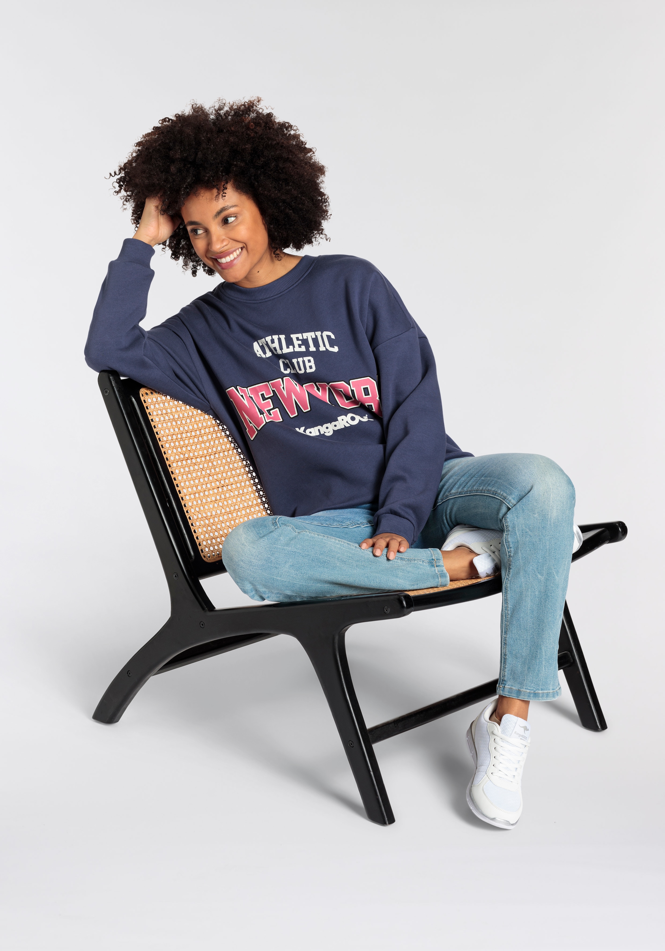 KangaROOS Sweatshirt, mit KOLLEKTION College-Style | kaufen online walking - I\'m NEUE im großem Logodruck