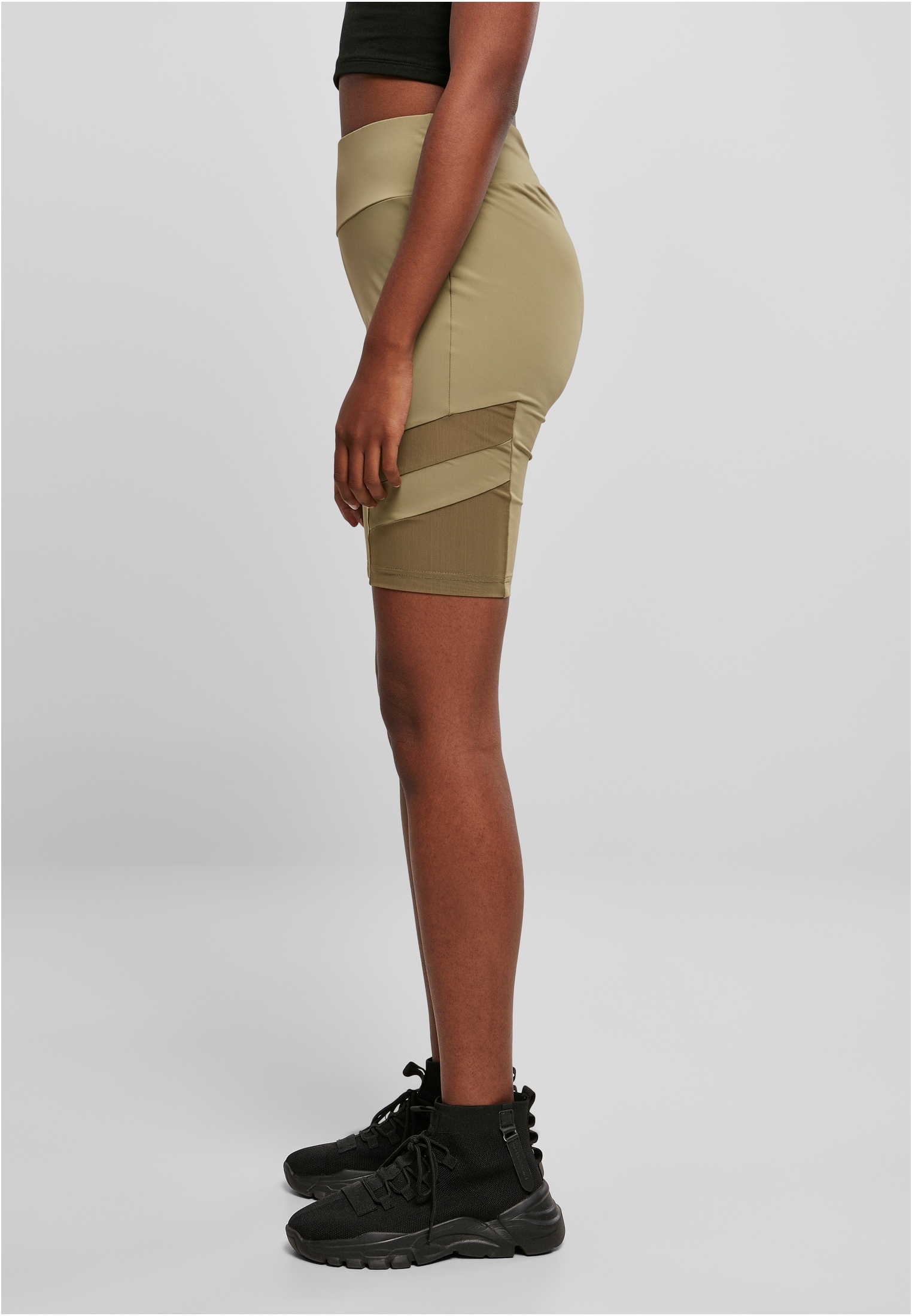 Cycle Mesh Shorts«, URBAN Waist CLASSICS tlg.) kaufen Stoffhose walking Ladies | online (1 »Damen Tech High I\'m