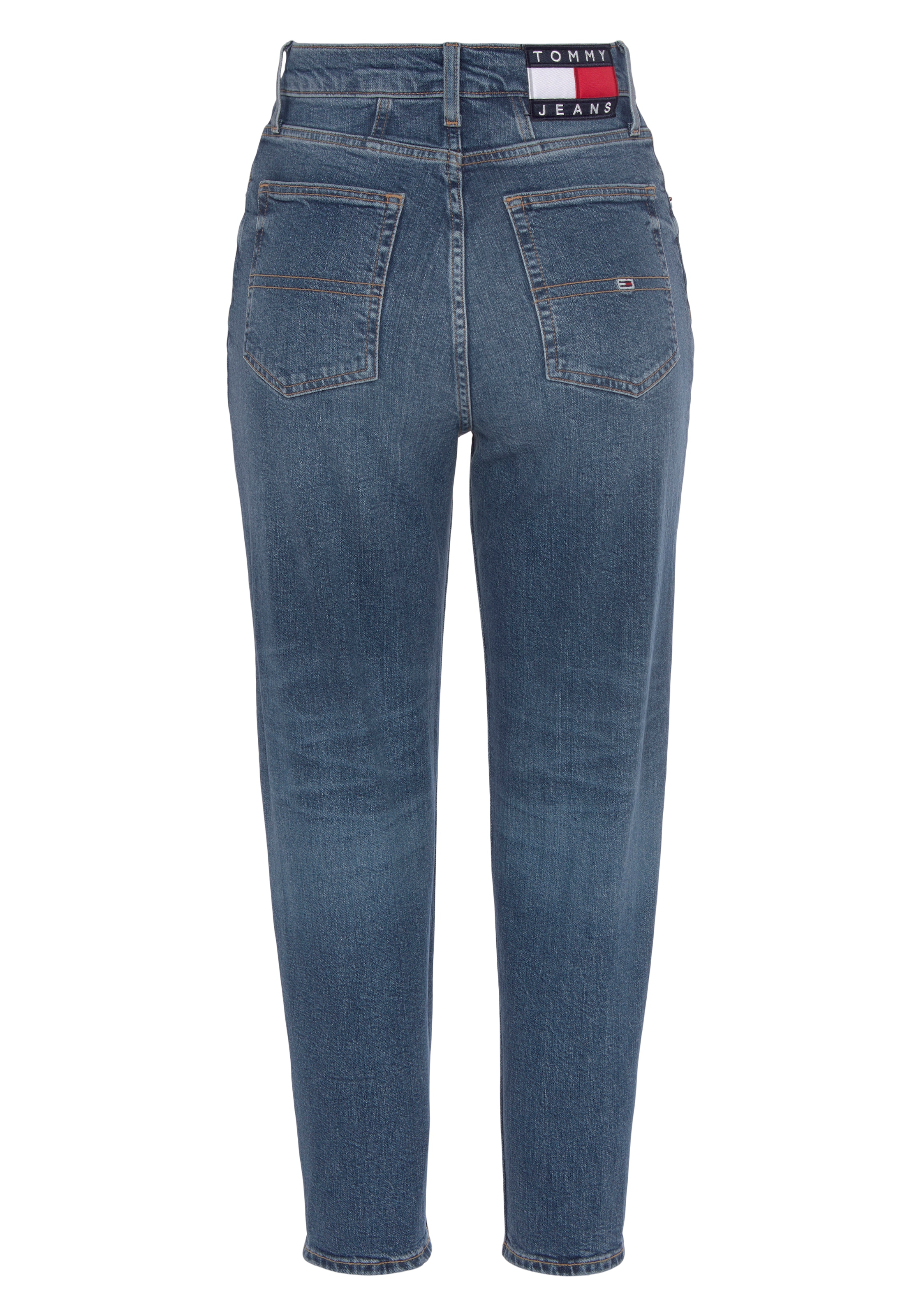 Tommy Jeans Mom-Jeans »MOM JEAN UHR TPR CG5136«, mit Logobadge und  Labelflags online | I'm walking