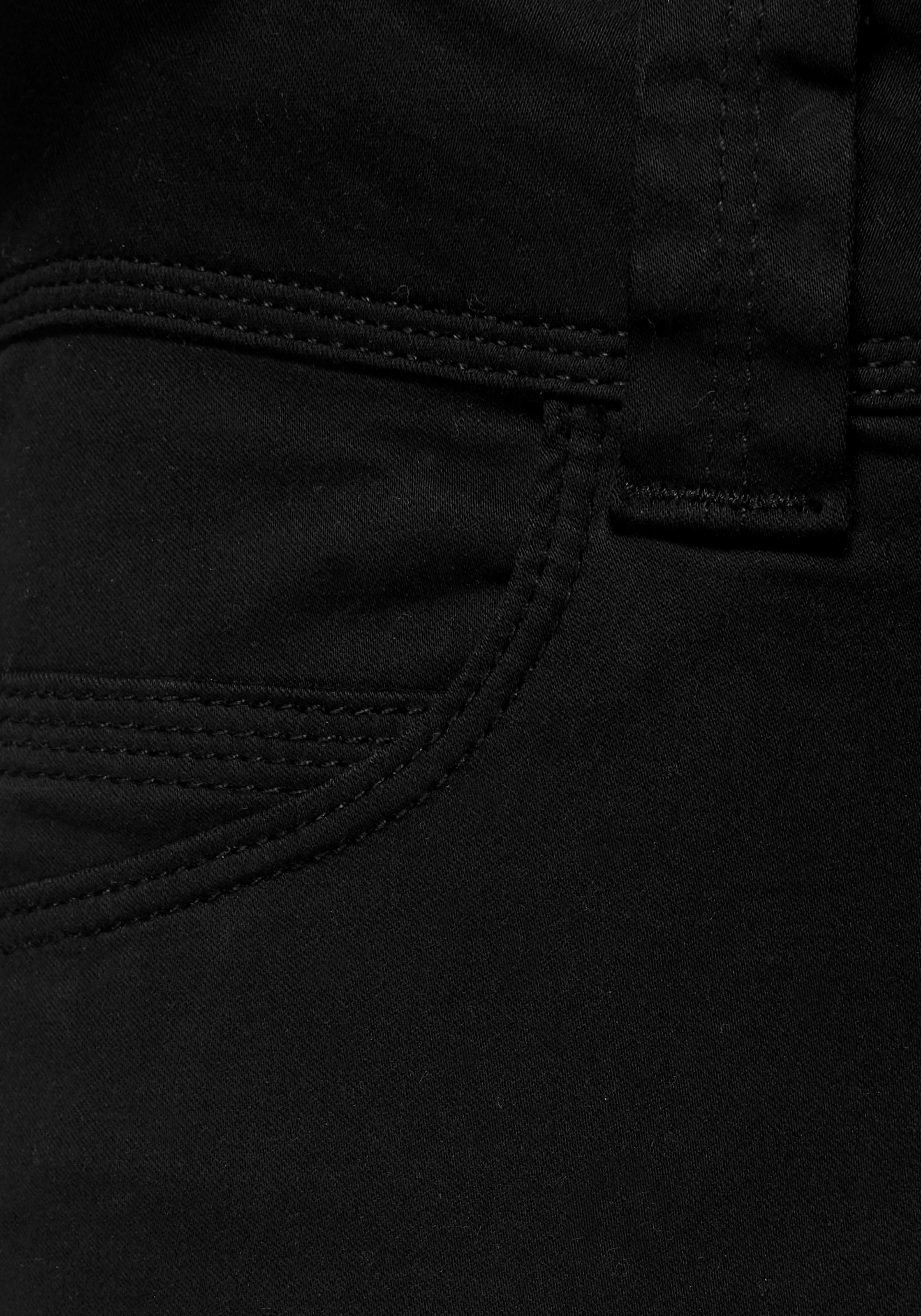 Jeans online mit Badge I\'m | Pepe Regular-fit-Jeans walking »VENUS«,