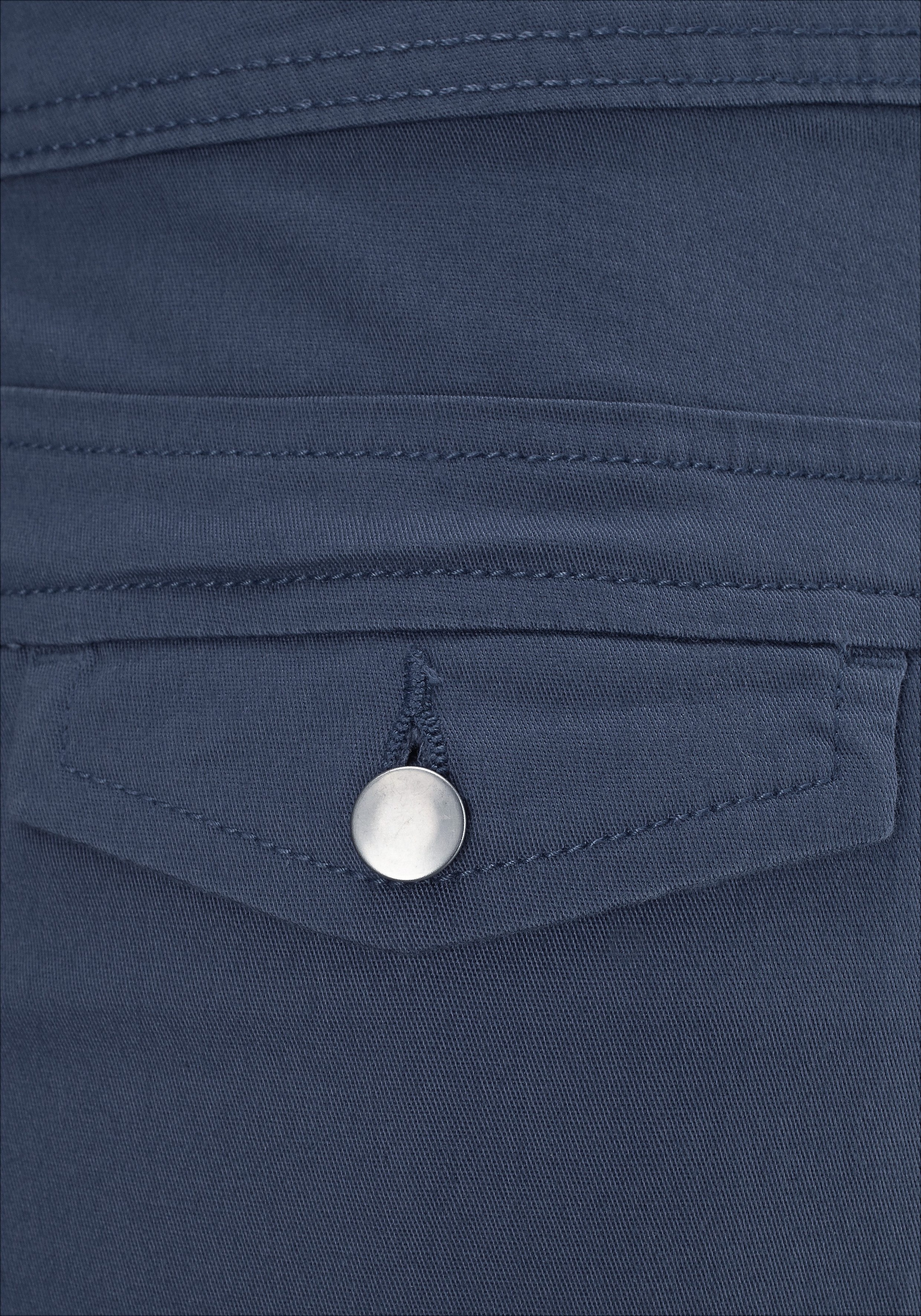 LASCANA Shorts, aus Baumwollstretch mit Taschen, kurze Hose, Freizeitlook  kaufen | Shorts
