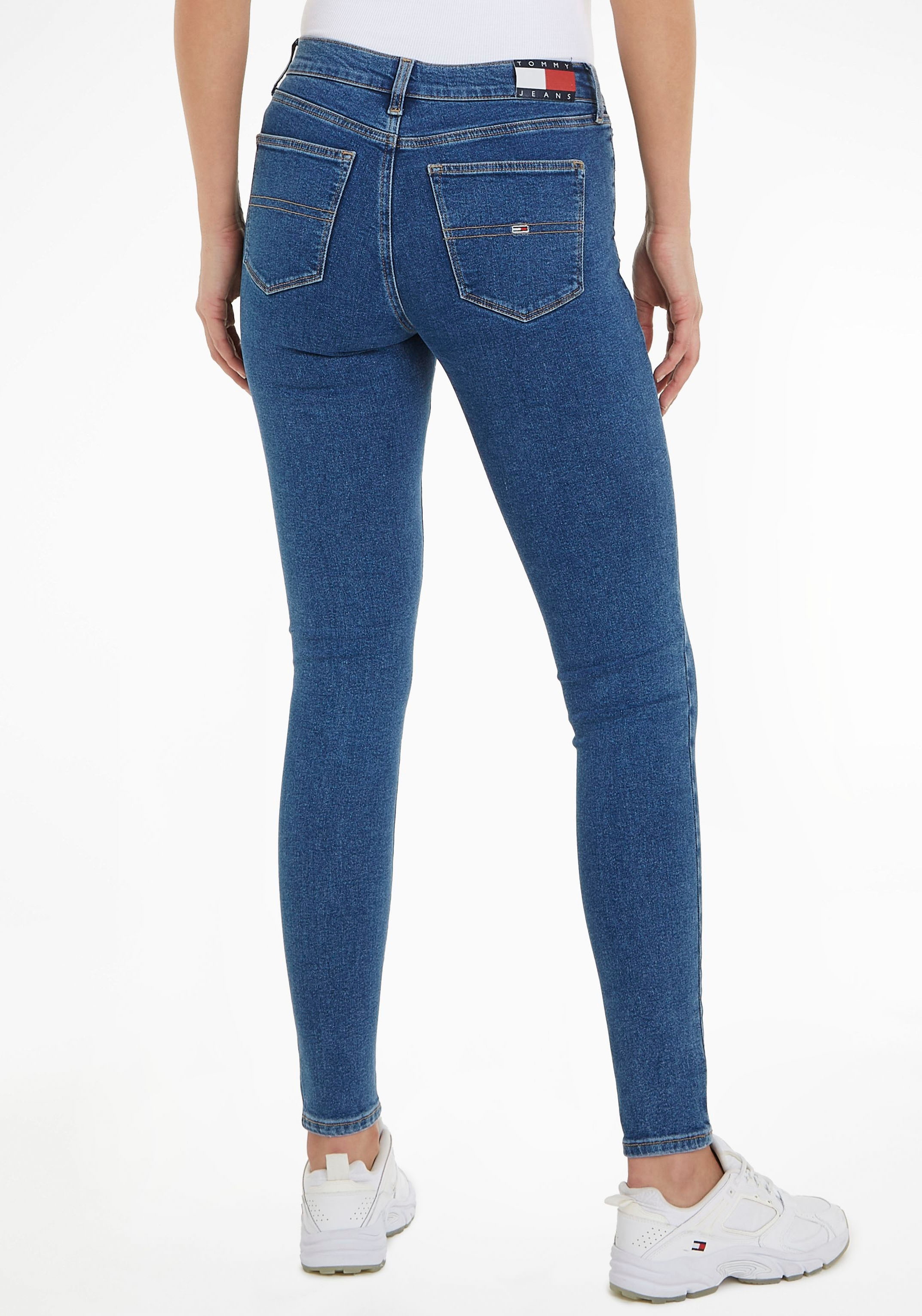 Tommy Jeans Bequeme Jeans »Nora«, kaufen online I\'m walking Ledermarkenlabel mit 