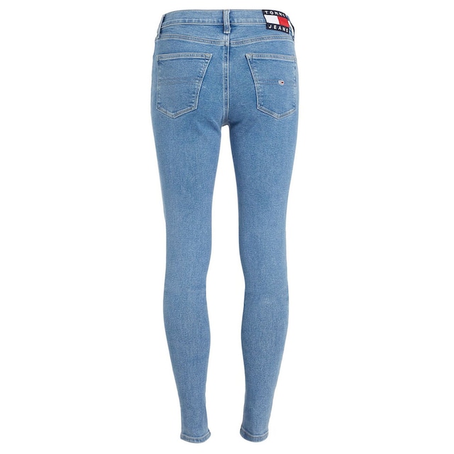 Tommy Jeans Skinny-fit-Jeans »Nora«, mit Tommy Jeans Label-Badge & Passe  hinten shoppen | I'm walking