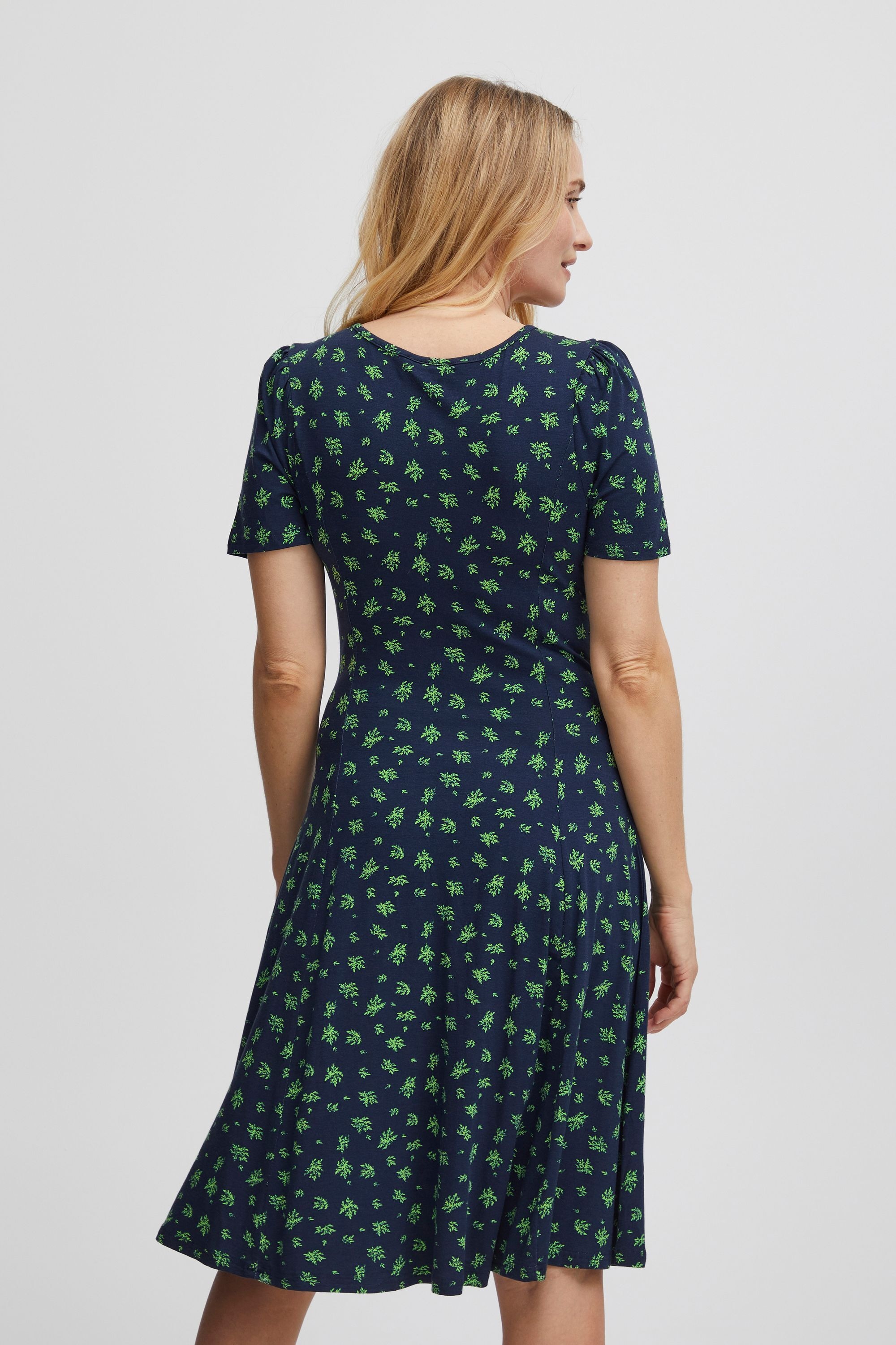 | 1 Jerseykleid walking Dress« I\'m FRFEDOT online »Fransa fransa kaufen
