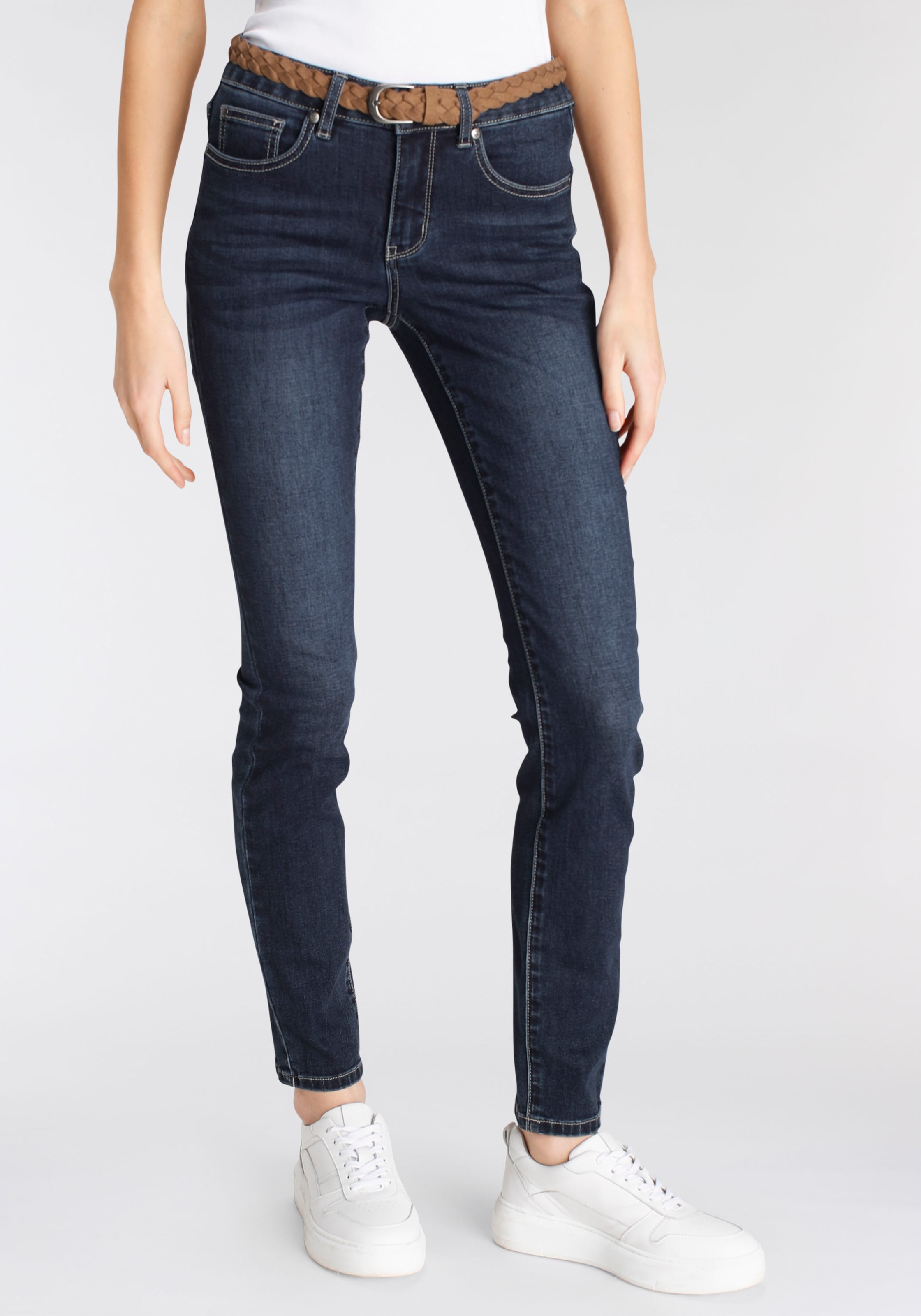 DELMAO Slim-fit-Jeans, (Set, Gürtel), 2 modischem mit mit tlg., ---NEUE Flechtgürtel MARKE! kaufen