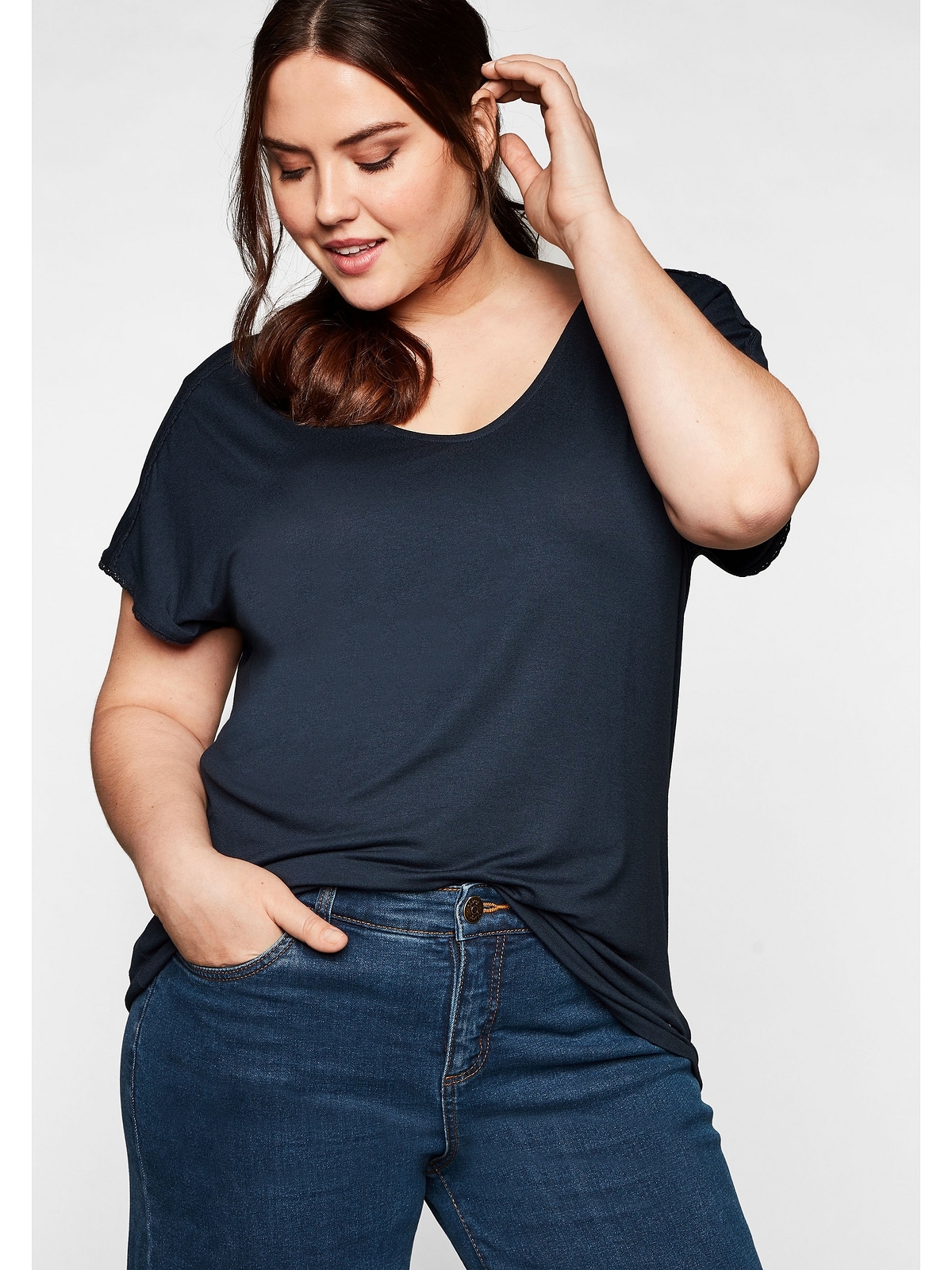 an Spitze »Große und mit Sheego T-Shirt Ärmeln Größen«, kaufen Schulternaht
