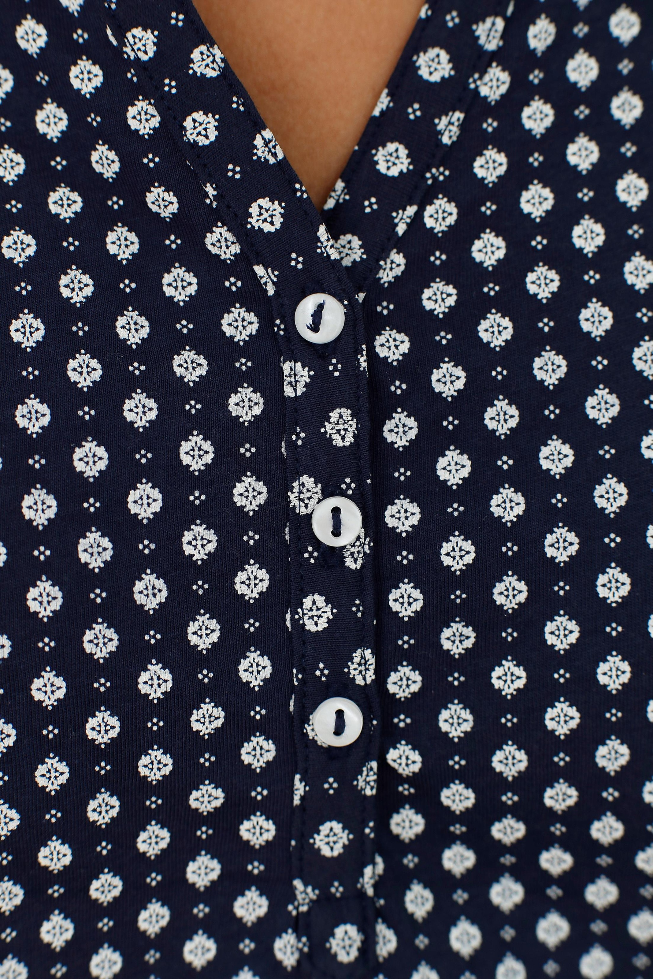 LASCANA 3/4-Arm-Shirt, in modischer Blusenoptik
