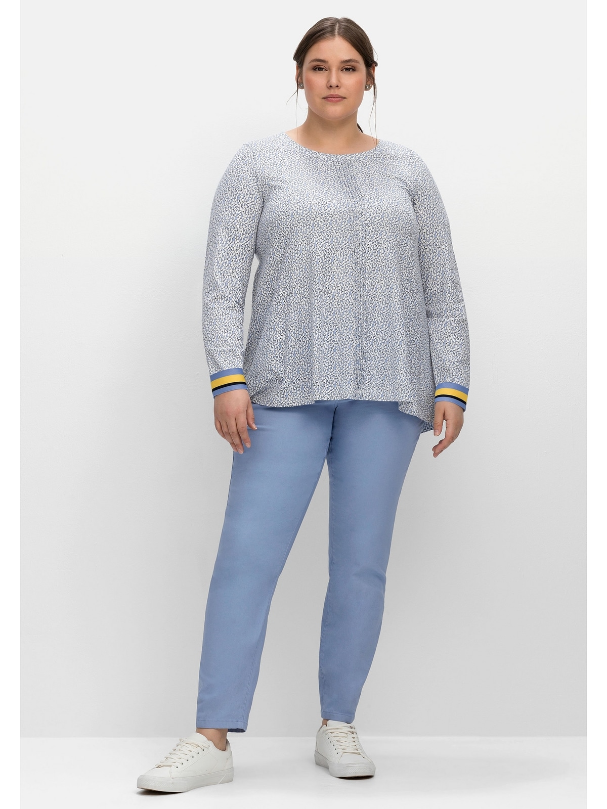 Sheego Langarmshirt »Große Größen«, in A-Linie, mit Minimal-Alloverdruck  shoppen