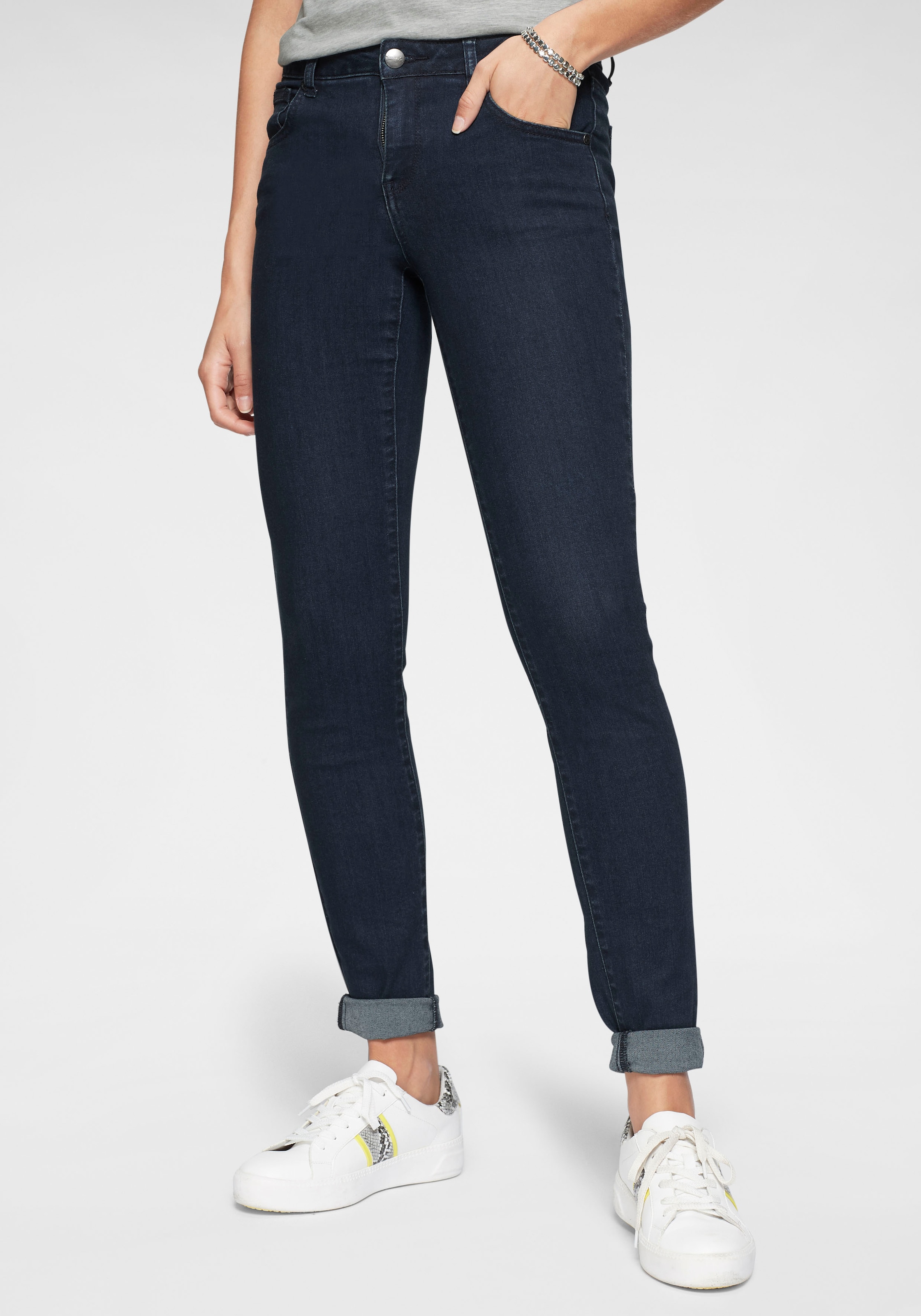 Tamaris Skinny-fit-Jeans, im Five-Pocket-Style bestellen | I'm walking
