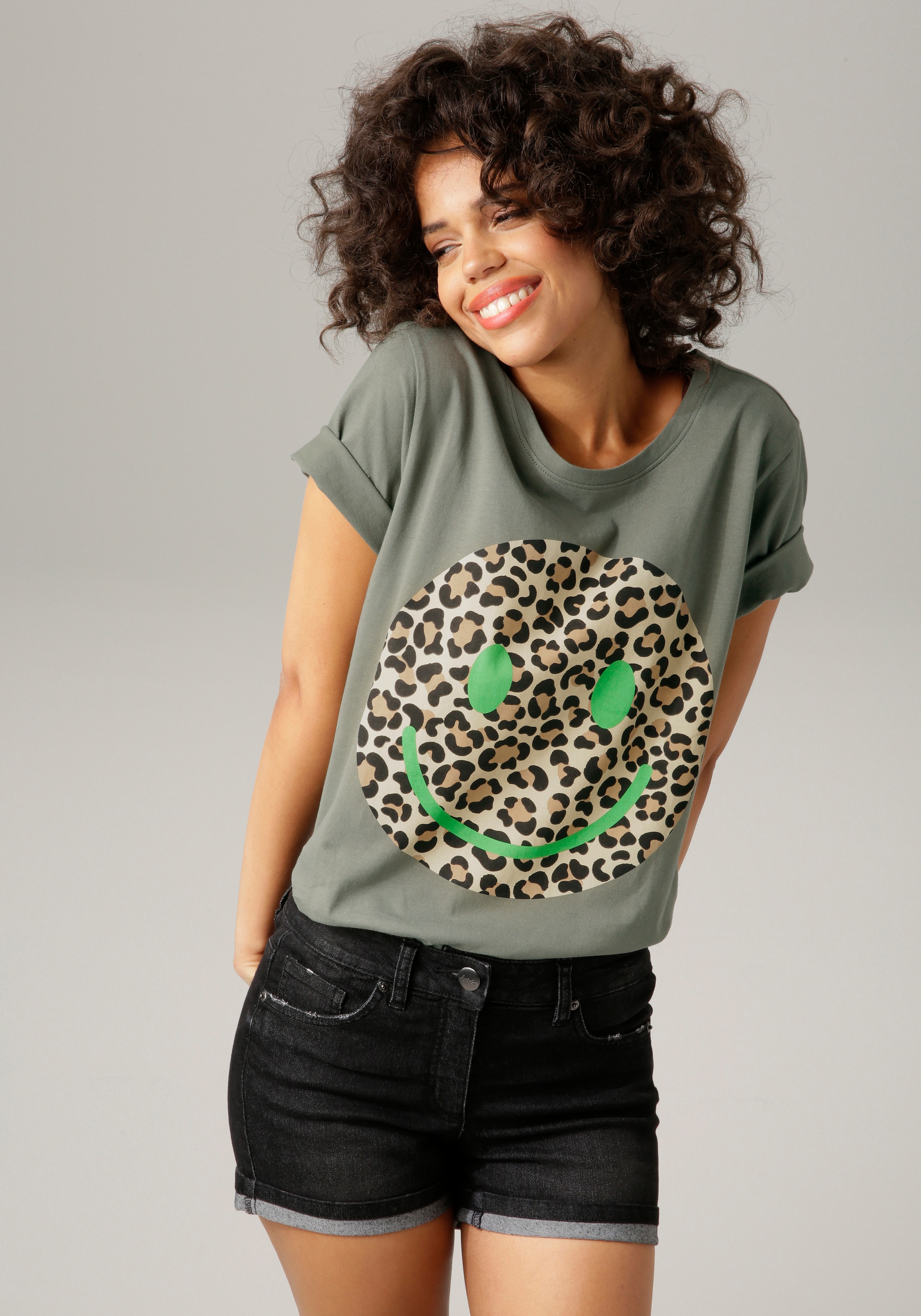Aniston CASUAL T-Shirt, mit im Animal-Look kaufen Smiley-Frontprint