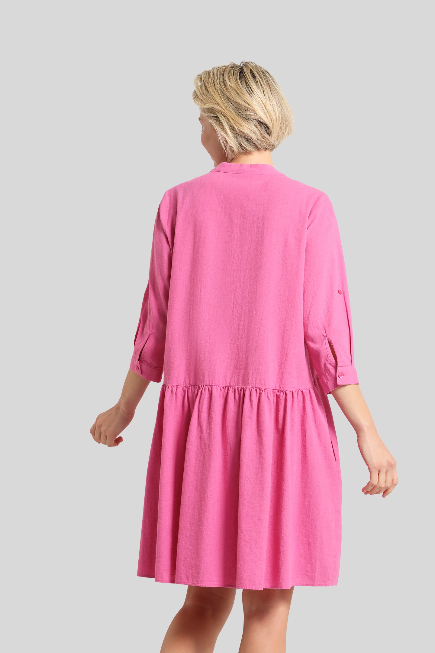 bugatti Sommerkleid, online einem Bauwoll-Leinen-Mix aus