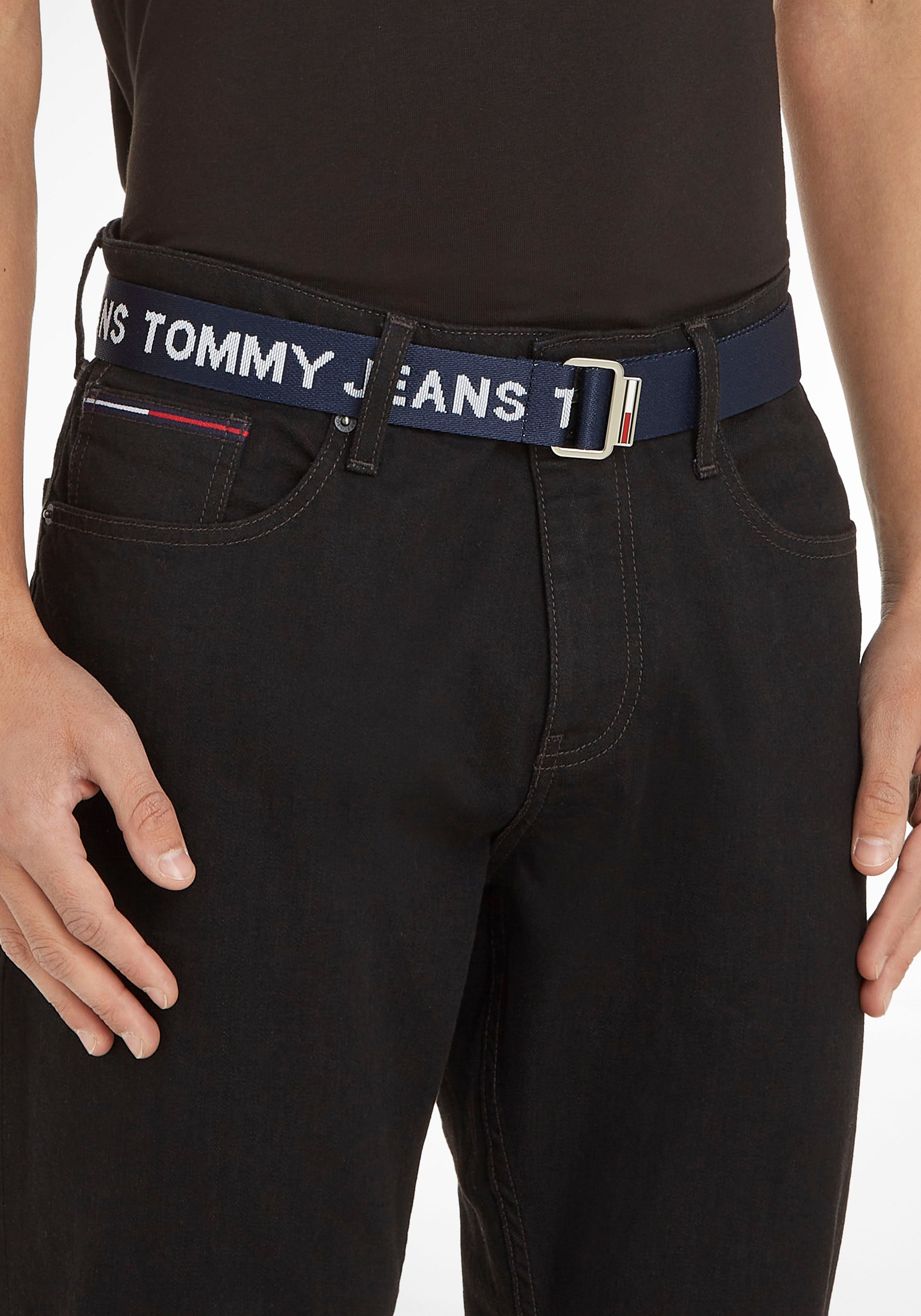 Jeans Schriftzug Stoffgürtel | »TJM Tommy bestellen Jeans walking durchgängigem I\'m Tommy Baxter«, mit