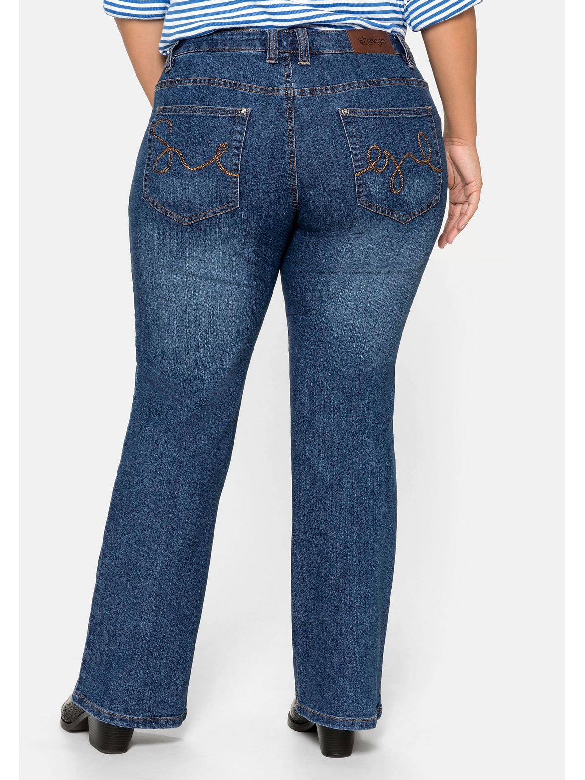 Größen«, Sheego Bootcut-Jeans walking mit Used-Effekten | online »Große I\'m 5-Pocket-Form, in