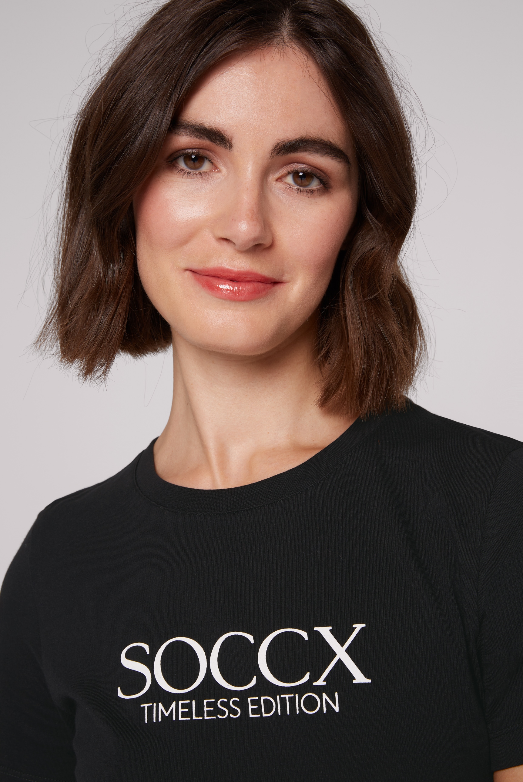 SOCCX Rundhalsshirt, aus Baumwolle online kaufen | I'm walking