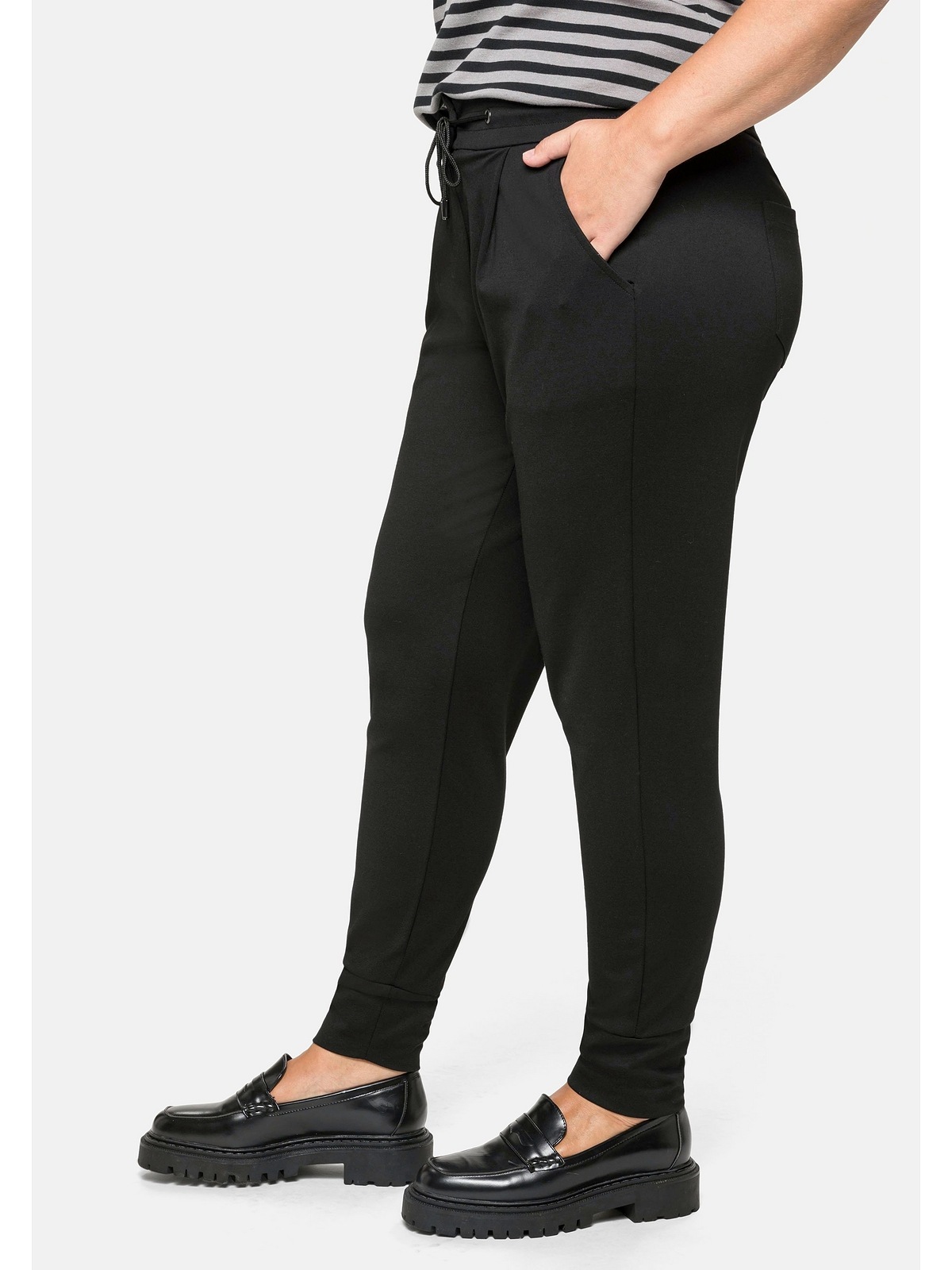 Sheego Jogger Pants »Große Größen«, aus glattem, schweren Interlockmaterial  online | I\'m walking