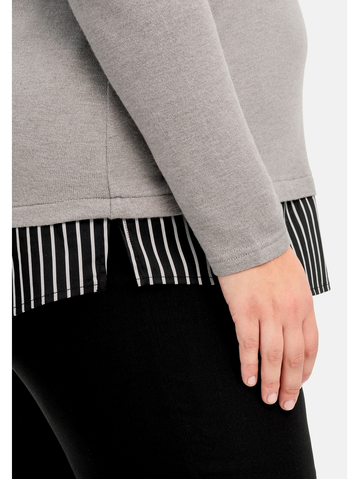 Sheego V-Ausschnitt-Pullover »Große Größen«, mit Webeinsatz, in 2-in-1-Optik  online | I\'m walking