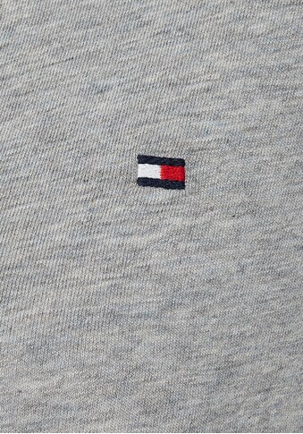 Tommy Hilfiger V-Shirt »REGULAR CLASSIC V-NK TOP LS«, mit Tommy Hilfiger Logo-Flag auf... kaufen