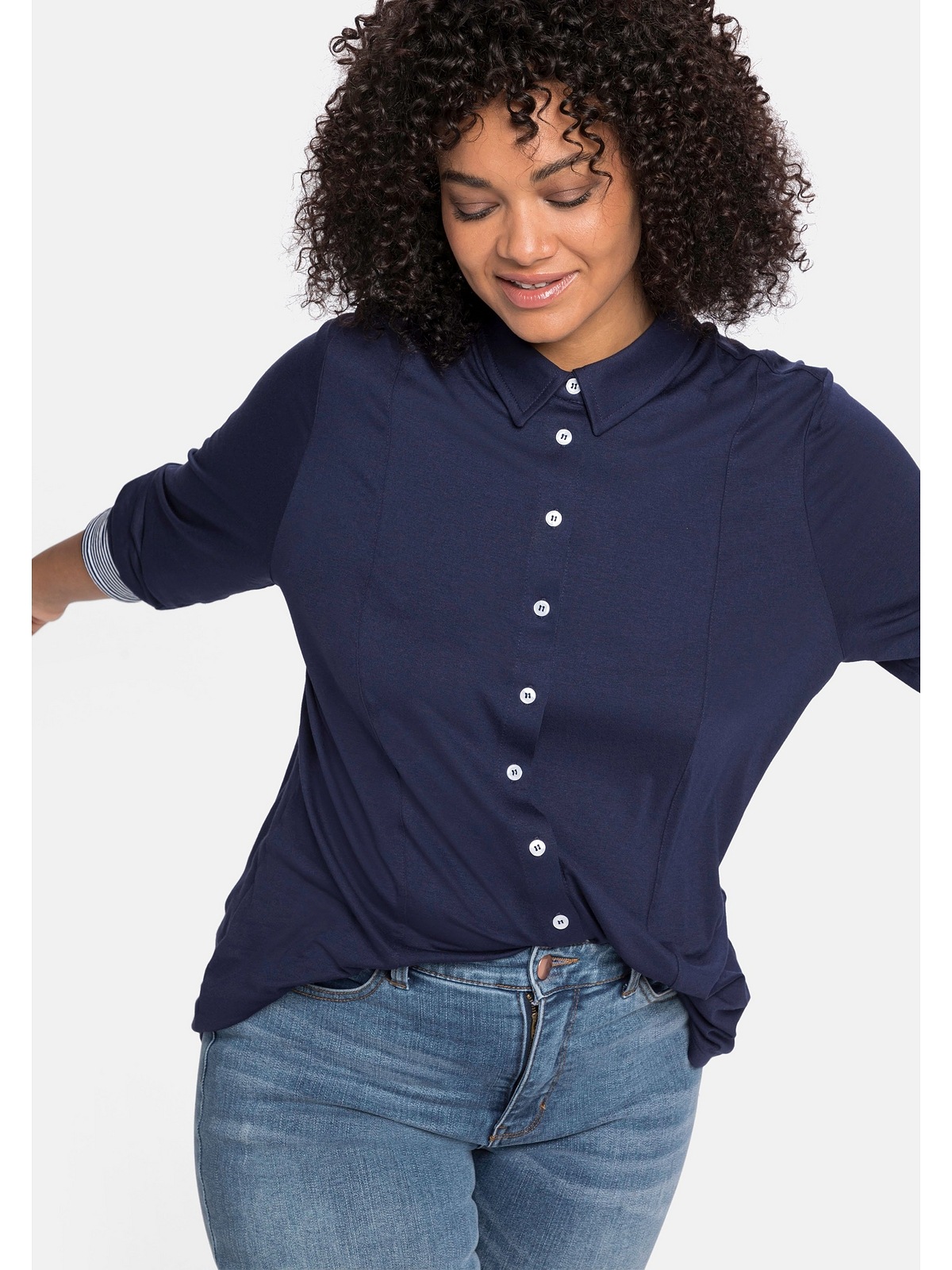 Sheego Langarmshirt »Große Größen«, in Blusenform, aus Viskosejersey kaufen