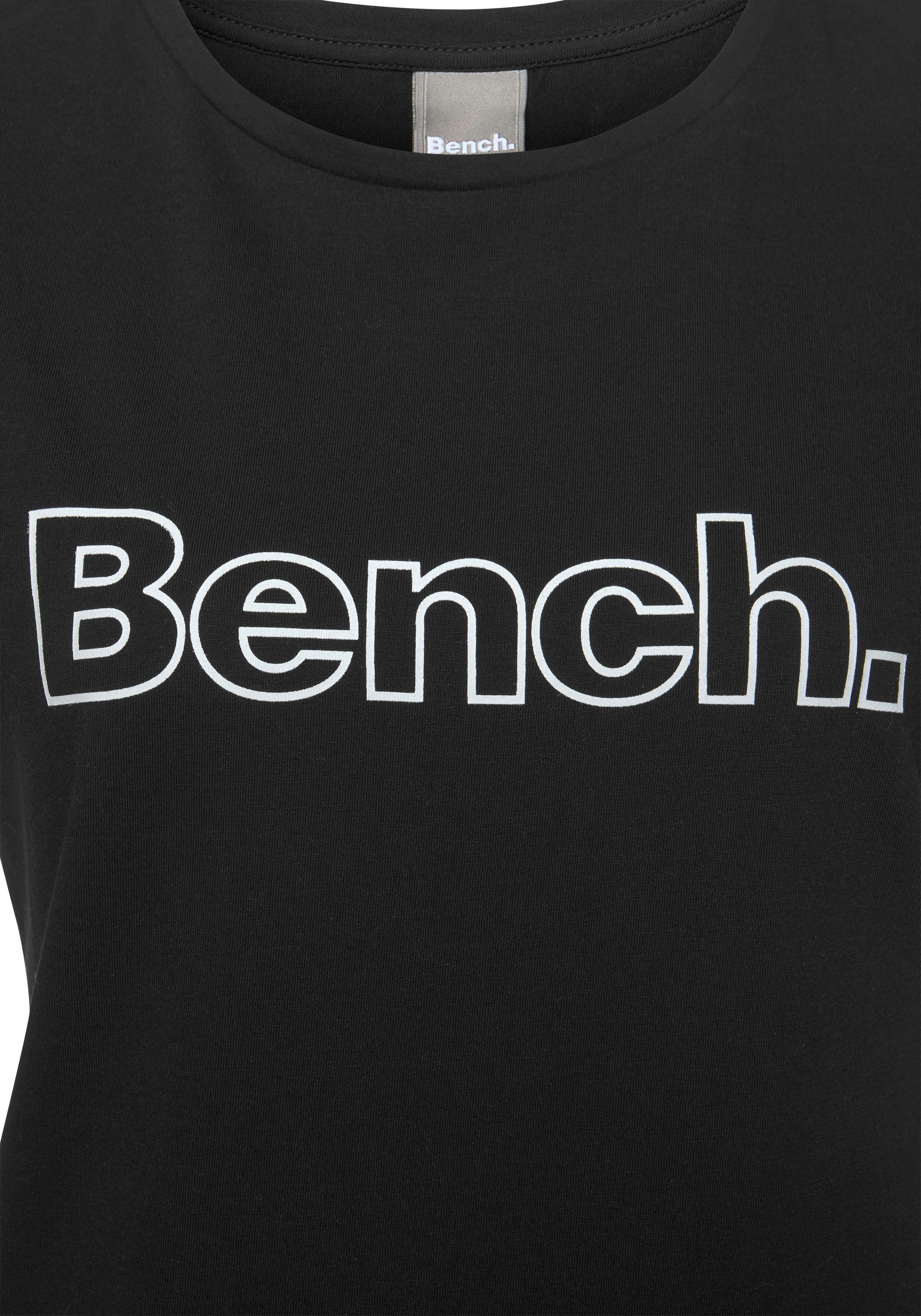 Bench. T-Shirt shoppen