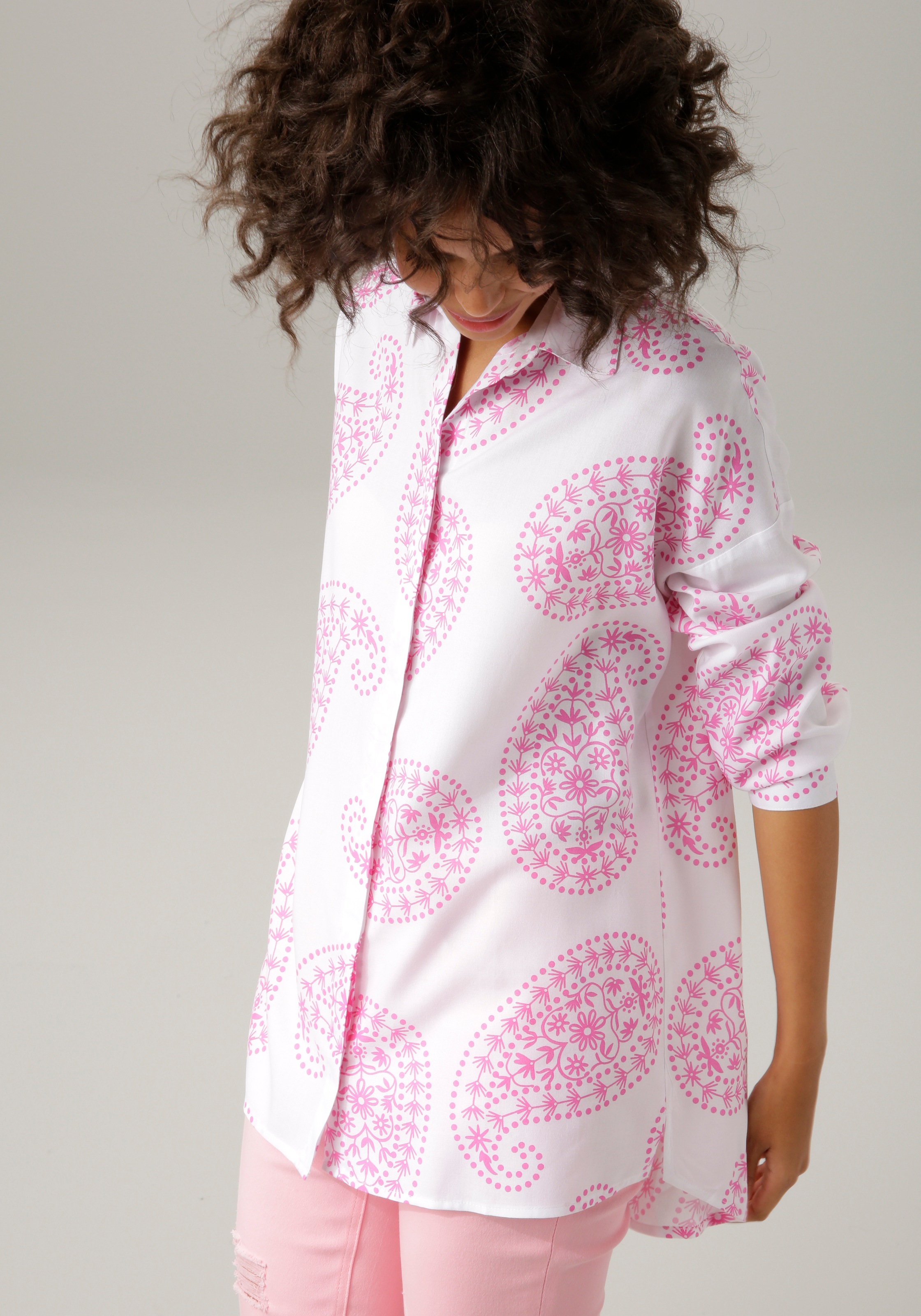Aniston CASUAL Paisley-Muster | großflächigem mit Hemdbluse, online walking I\'m