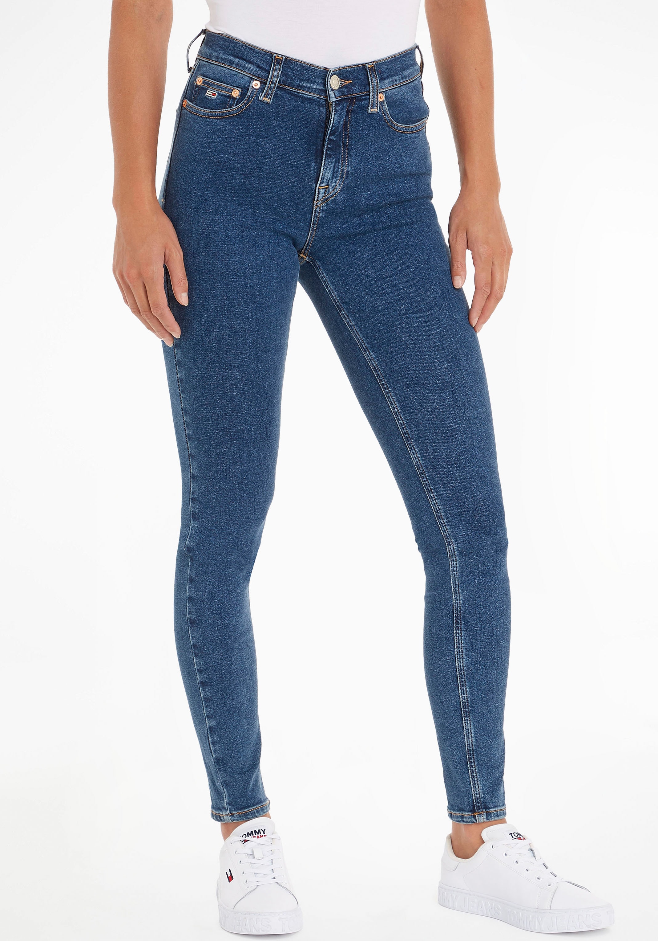& Jeans mit Tommy Label-Badge »Nora«, Skinny-fit-Jeans Jeans I\'m | Tommy Passe shoppen hinten walking