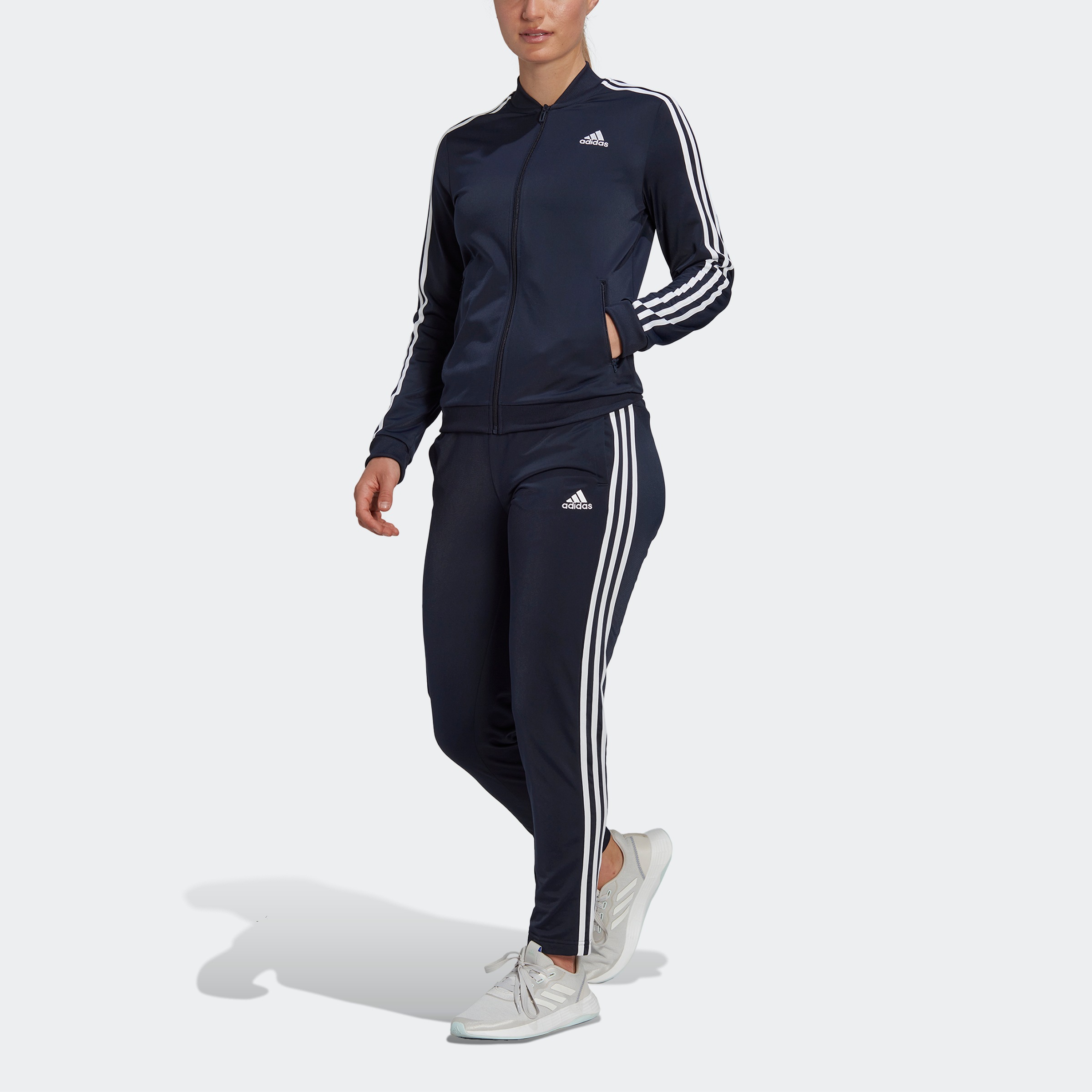 adidas Sportswear online I\'m »ESSENTIALS Trainingsanzug walking (2 3-STREIFEN«, | tlg.)