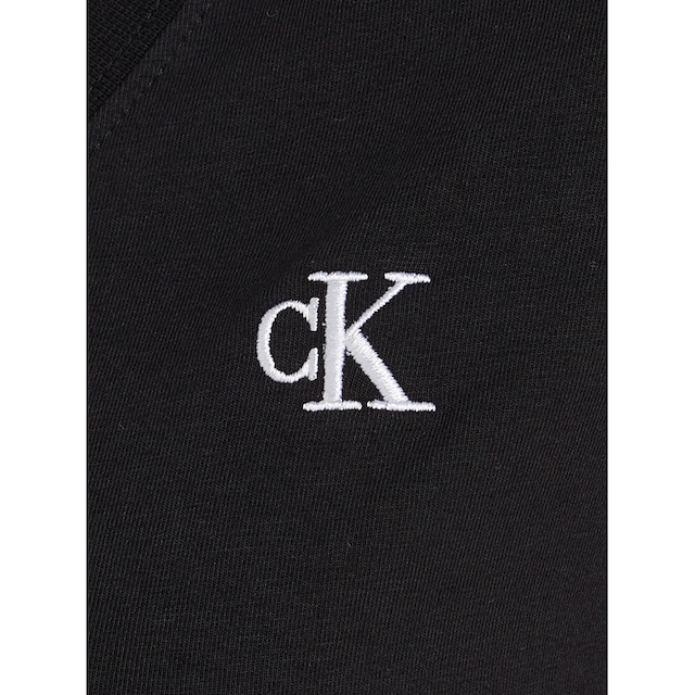 Calvin Klein Jeans V-Shirt »CK EMBROIDERY STRETCH V-NECK«, (1 tlg.), mit  kleiner Calvin Klein Logo-Stickerei auf Brusthöhe shoppen | I\'m walking
