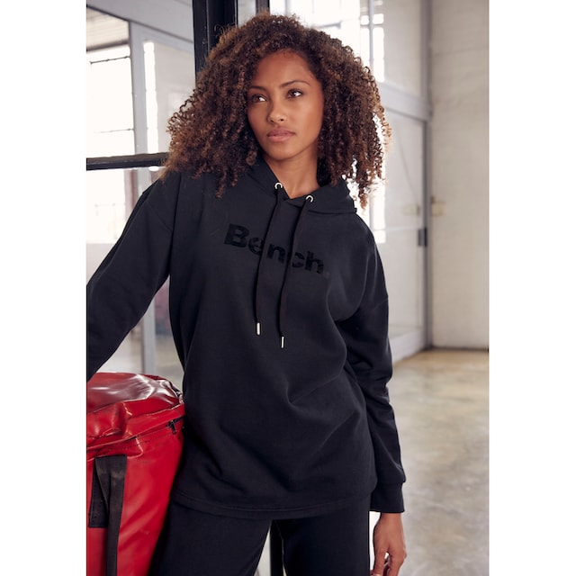 Bench. Loungewear Hoodie »-Kapuzensweatshirt«, mit glänzendem Logodruck,  Loungewear, Loungeanzug shoppen