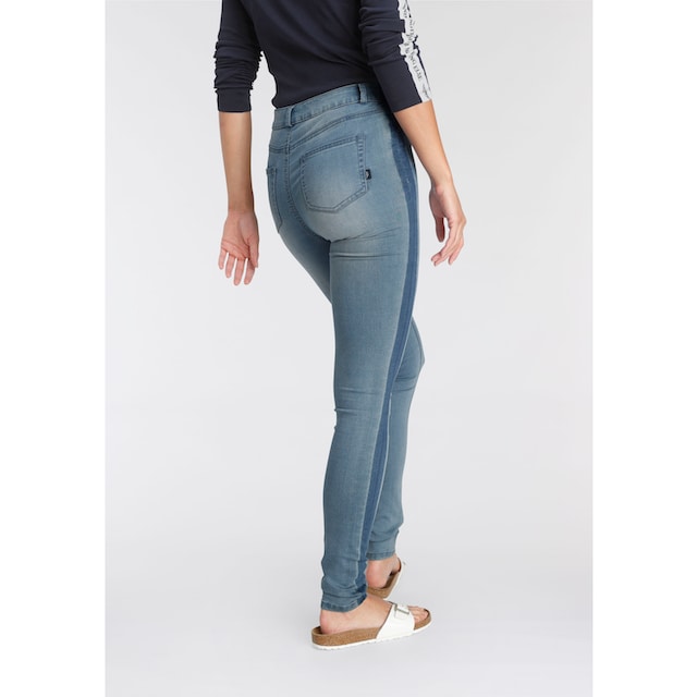 Arizona Skinny-fit-Jeans »Ultra Stretch«, High Waist mit seitlichem  Streifen bestellen | I'm walking