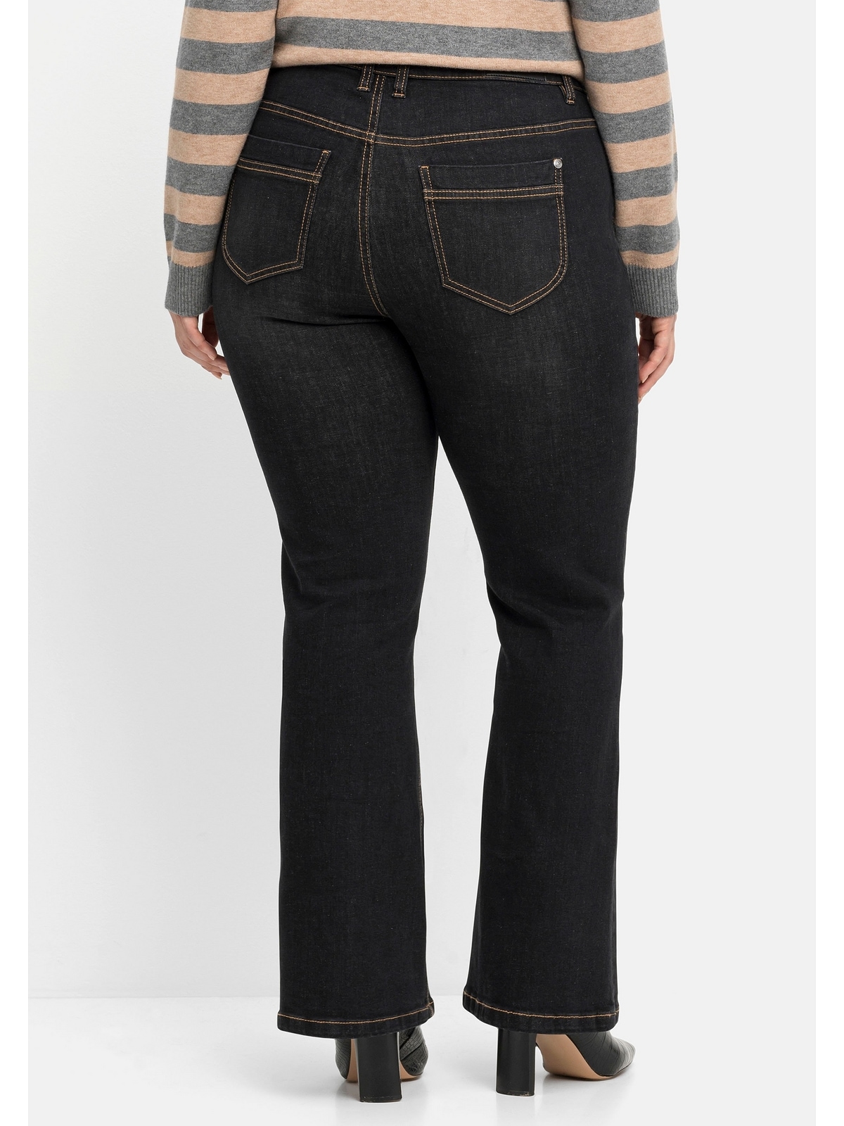 Sheego Bootcut-Jeans walking online I\'m | mit Used-Effekten, »Große extralang Größen«